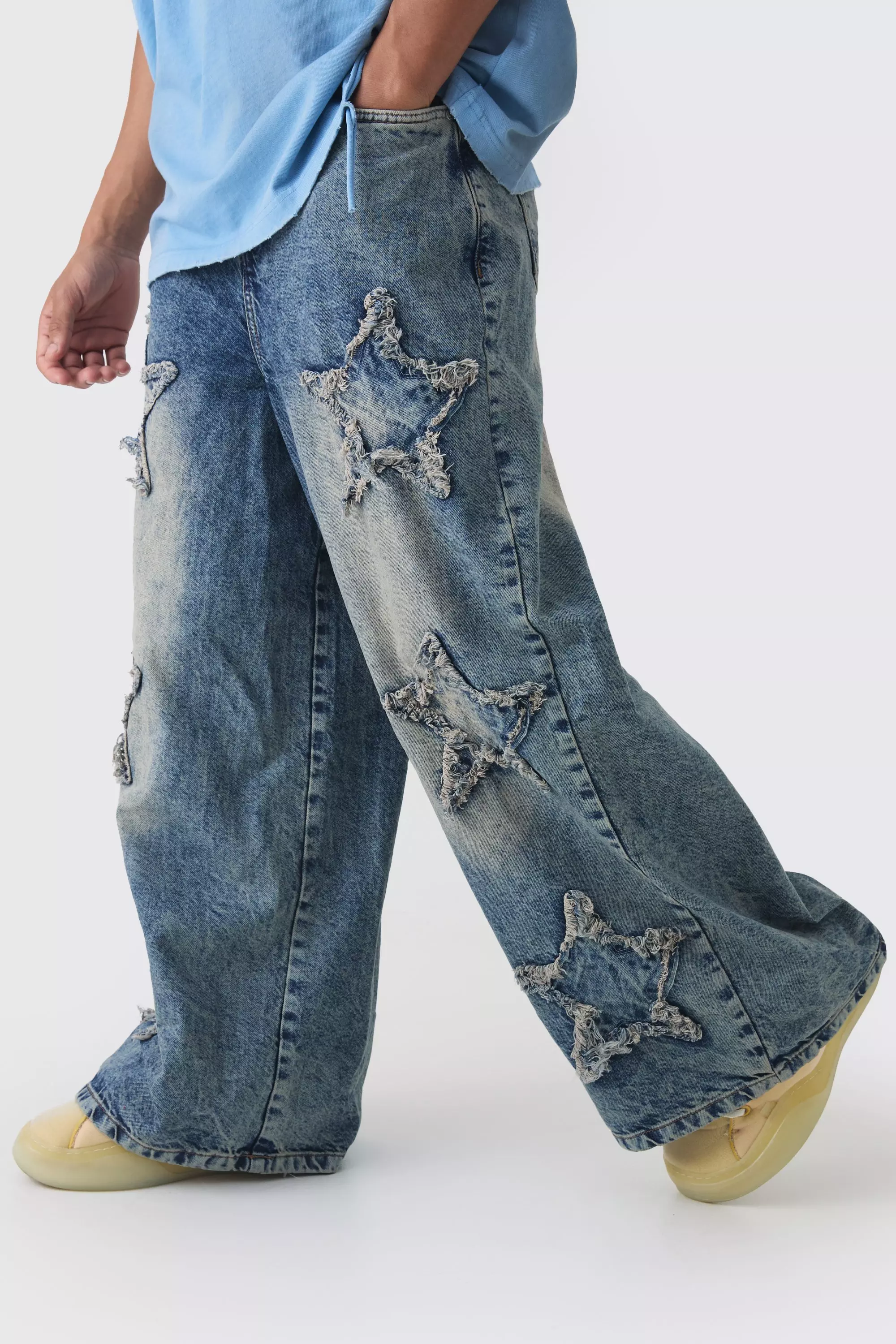 Wide Leg Rigid Star Distressed Applique Jeans | boohooMAN USA