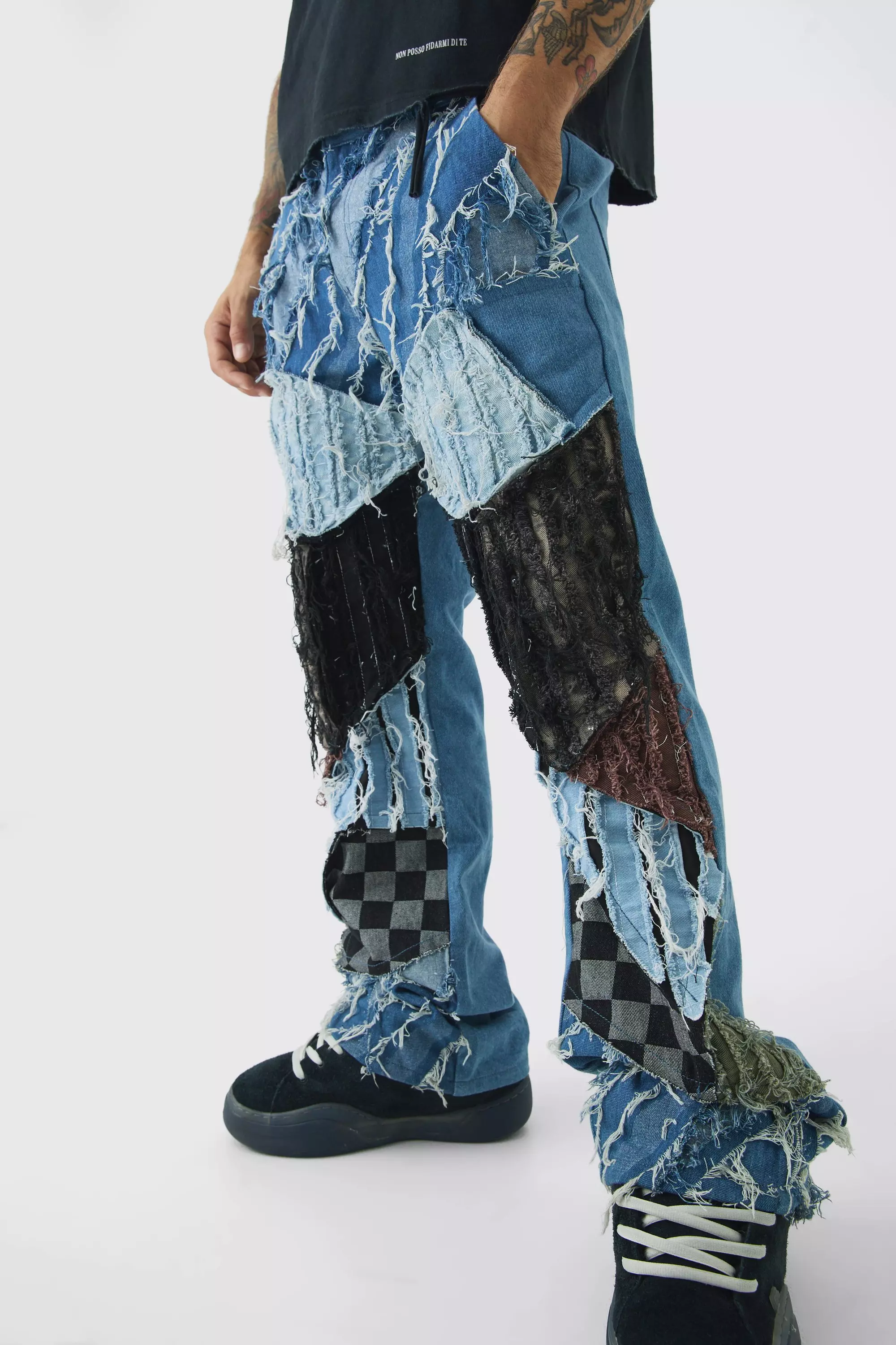 Locker zerrissene Patchwork Schlagjeans, Multi alternatives Bild
