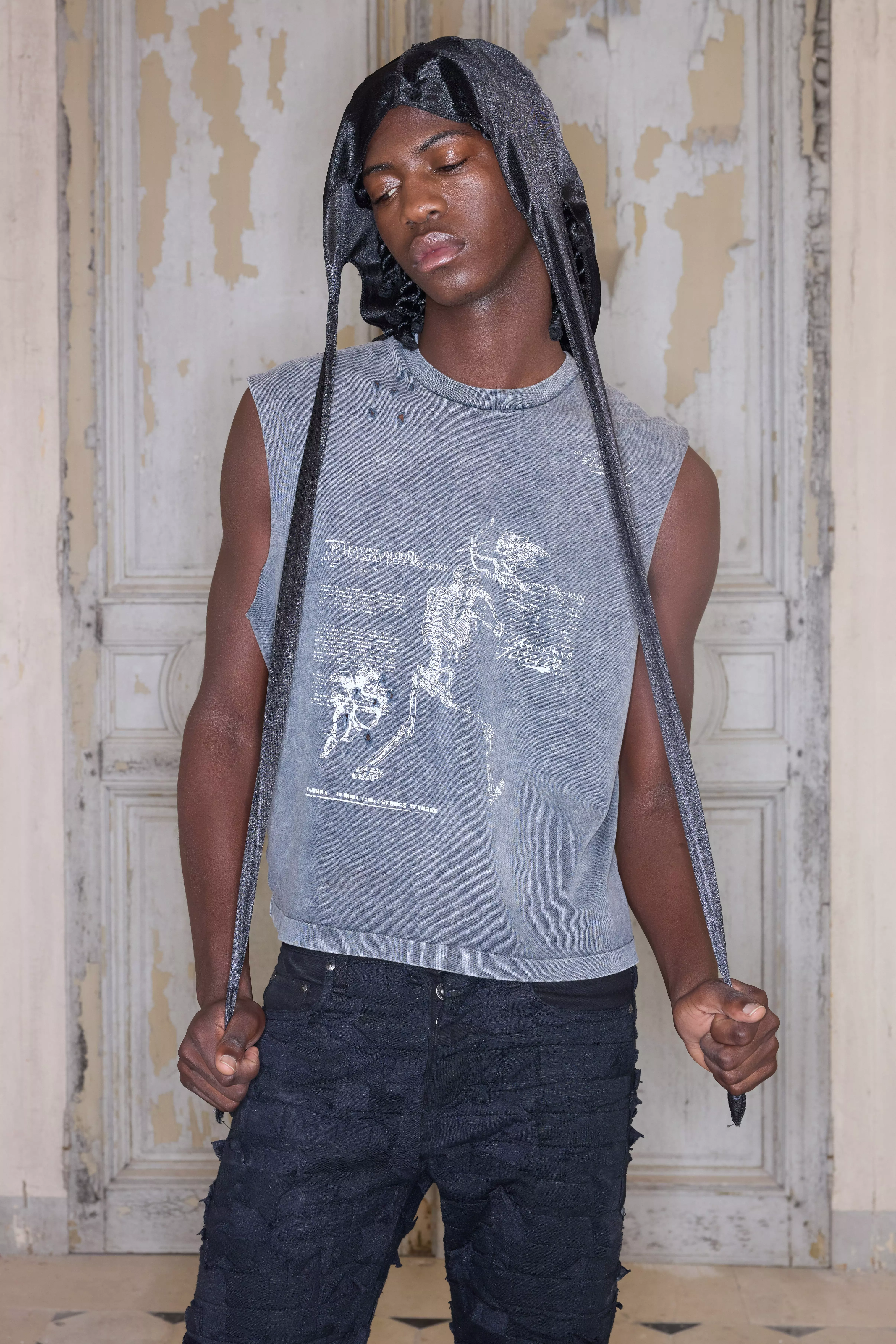 Premium Graphic Washed Tank in Charcoal Charcoal