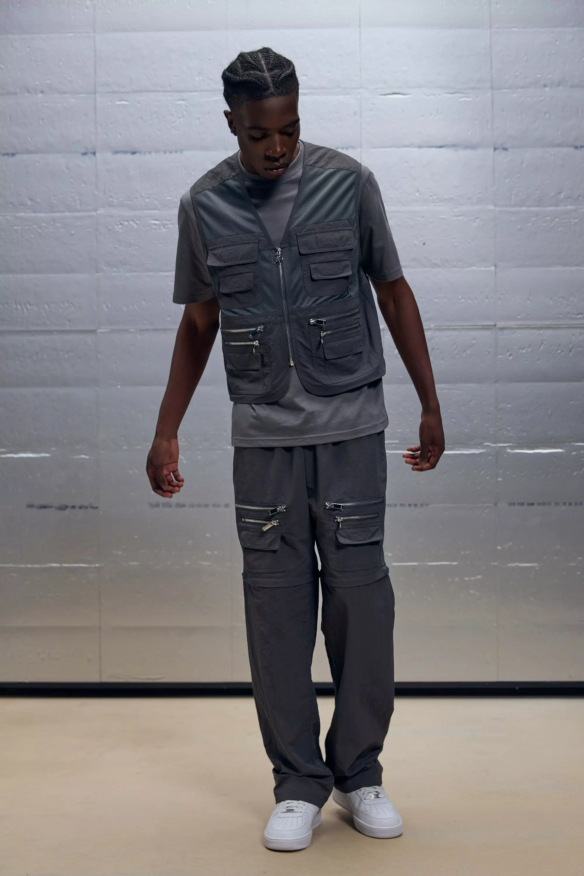 Boxy Utility Mesh Cargo Pocket Vest & Zip Off Pants Set Charcoal