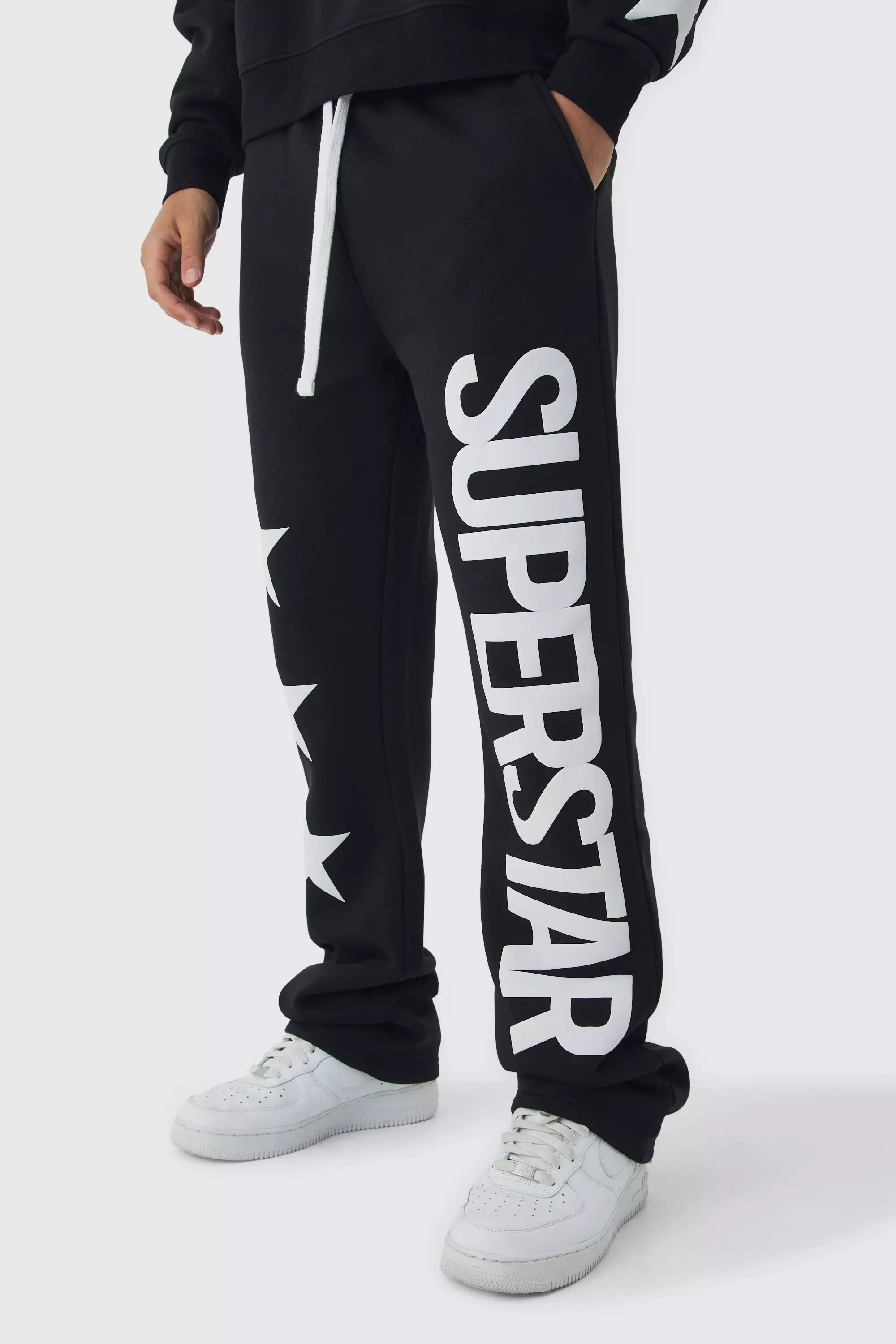 Slim-Fit Schlag-Jogginghose mit Superstar-Print, Black alternatives Bild