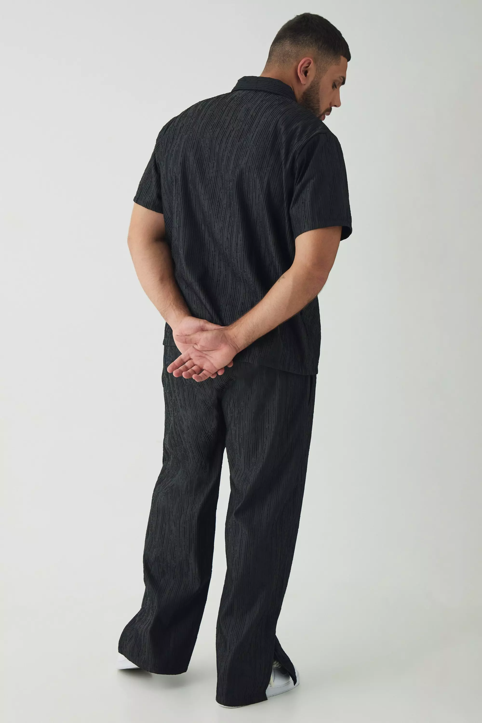 Black Plus Woven Rib Texture Zip Up Smart Polo Shirt alternative image