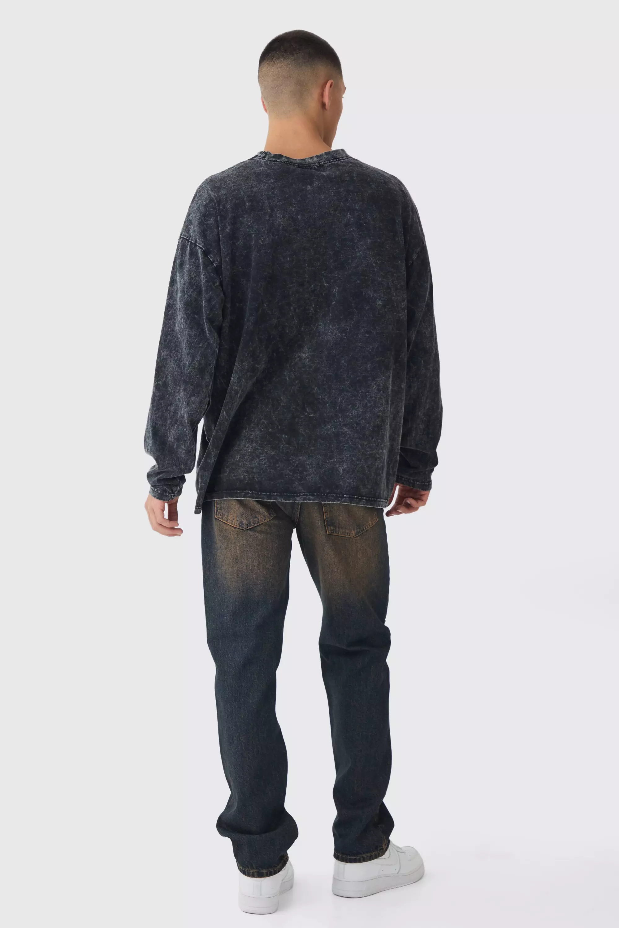 Getönte Jeans mit geradem Bein, Beige alternatives Bild