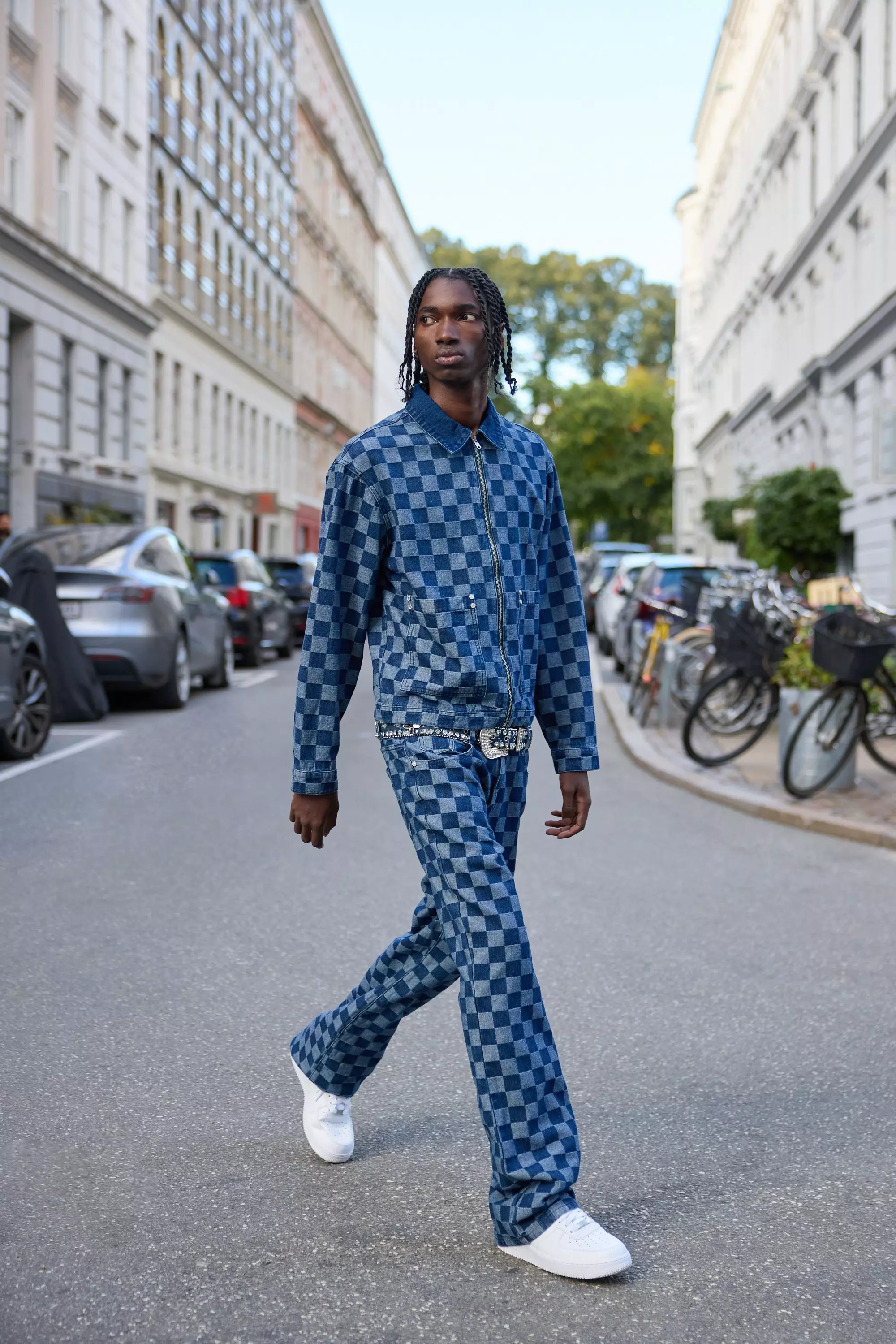 Indigo Relaxed Flared Jacquard Checkerboard Jeans alternative image