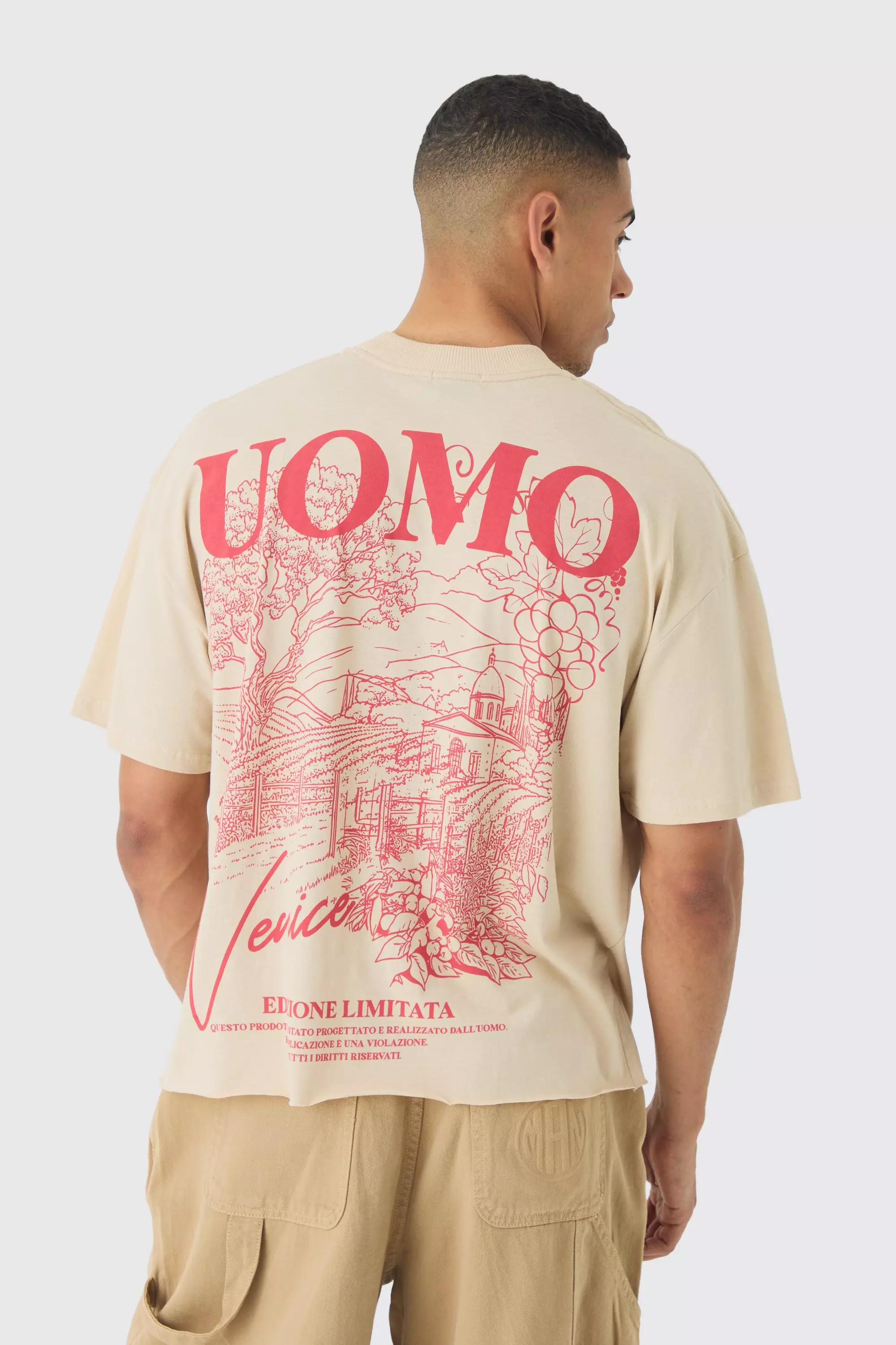 Oversized Extended Neck Uomo Landscape Back Print Raw Hem T-Shirt Sand