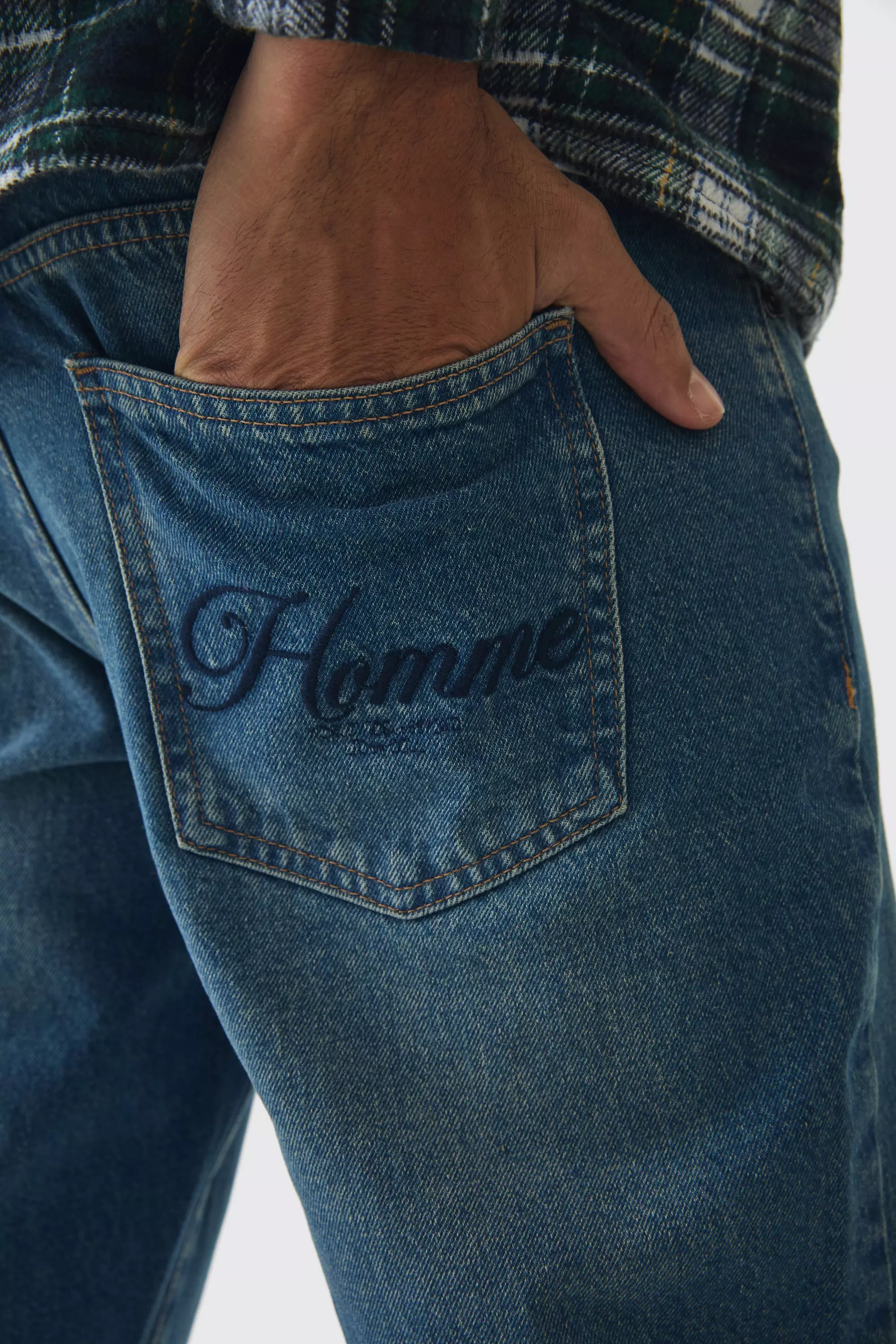 Gerade Jeans mit Farbspritzern und Stickerei, Antique blue alternatives Bild