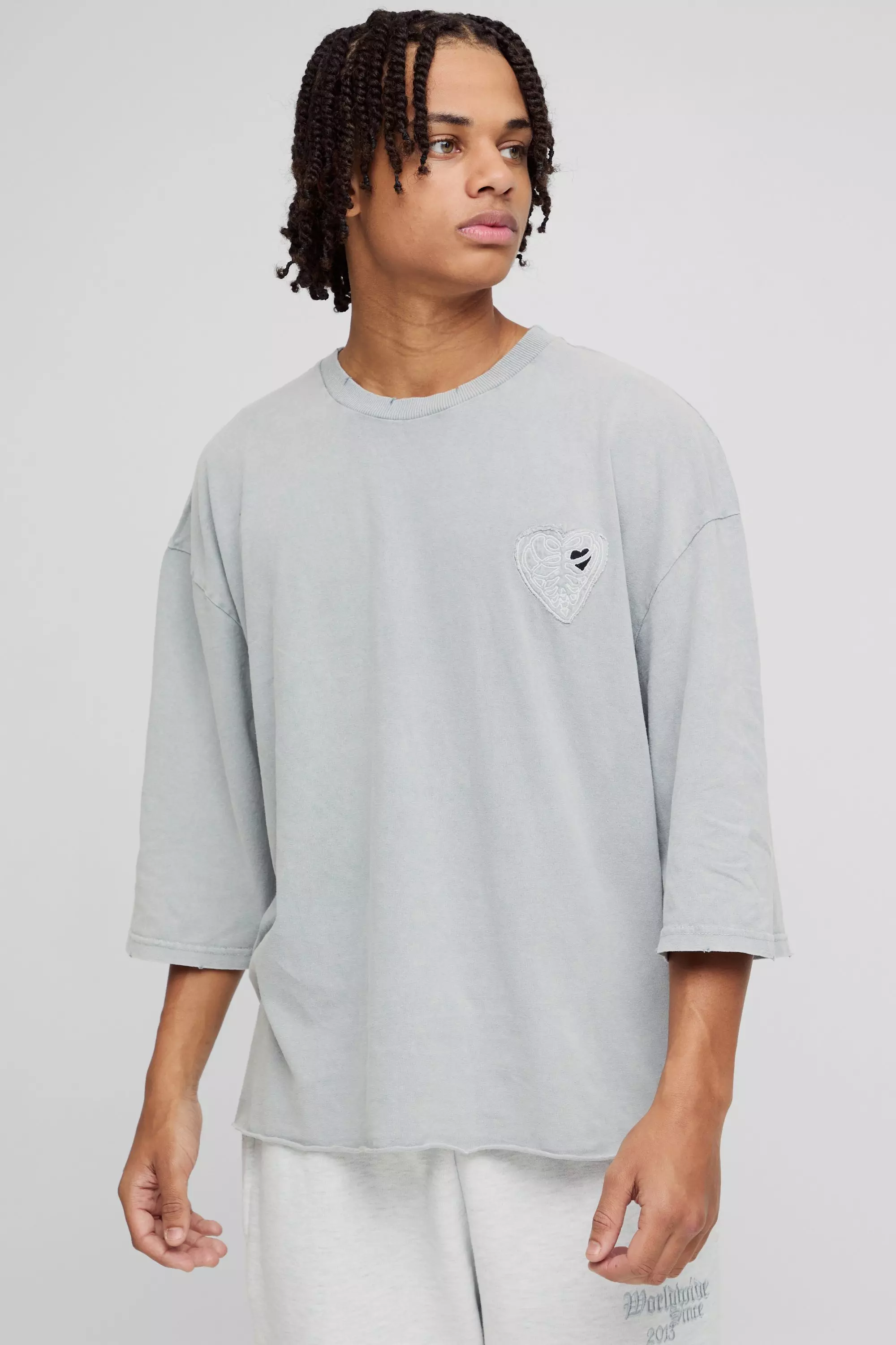 Oversized Half Sleeve Washed and Applique T-shirt Light grey