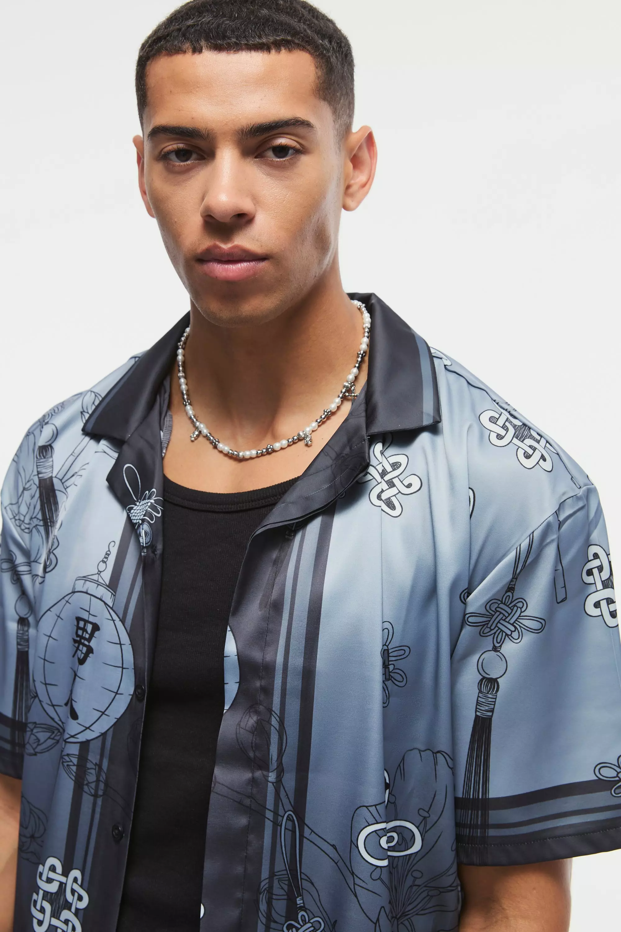 Chemise oversize satinée fleurie, Grey autre image
