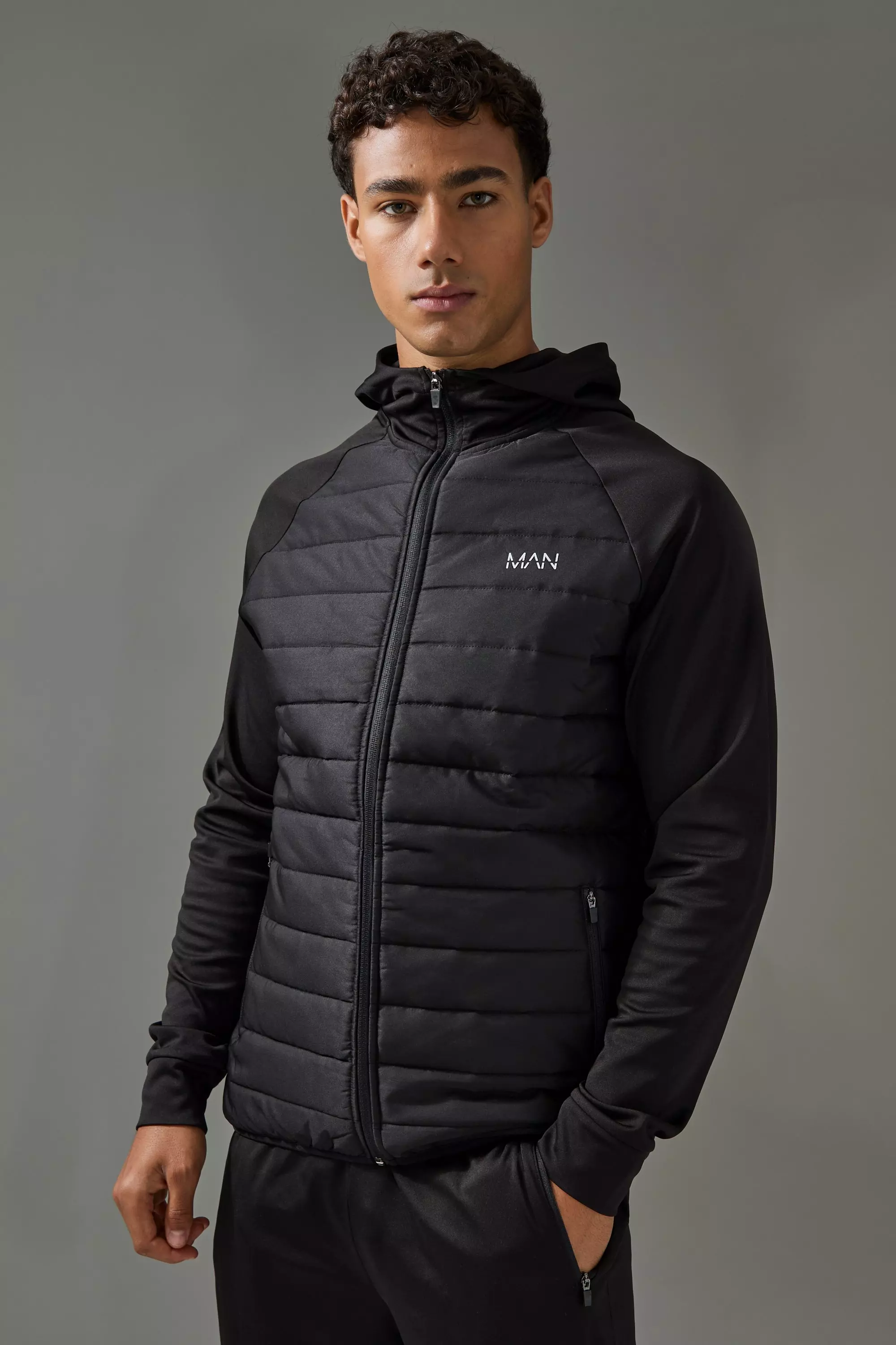 Gesteppter Man Active Hoodie mit Reißverschluss, Black alternatives Bild