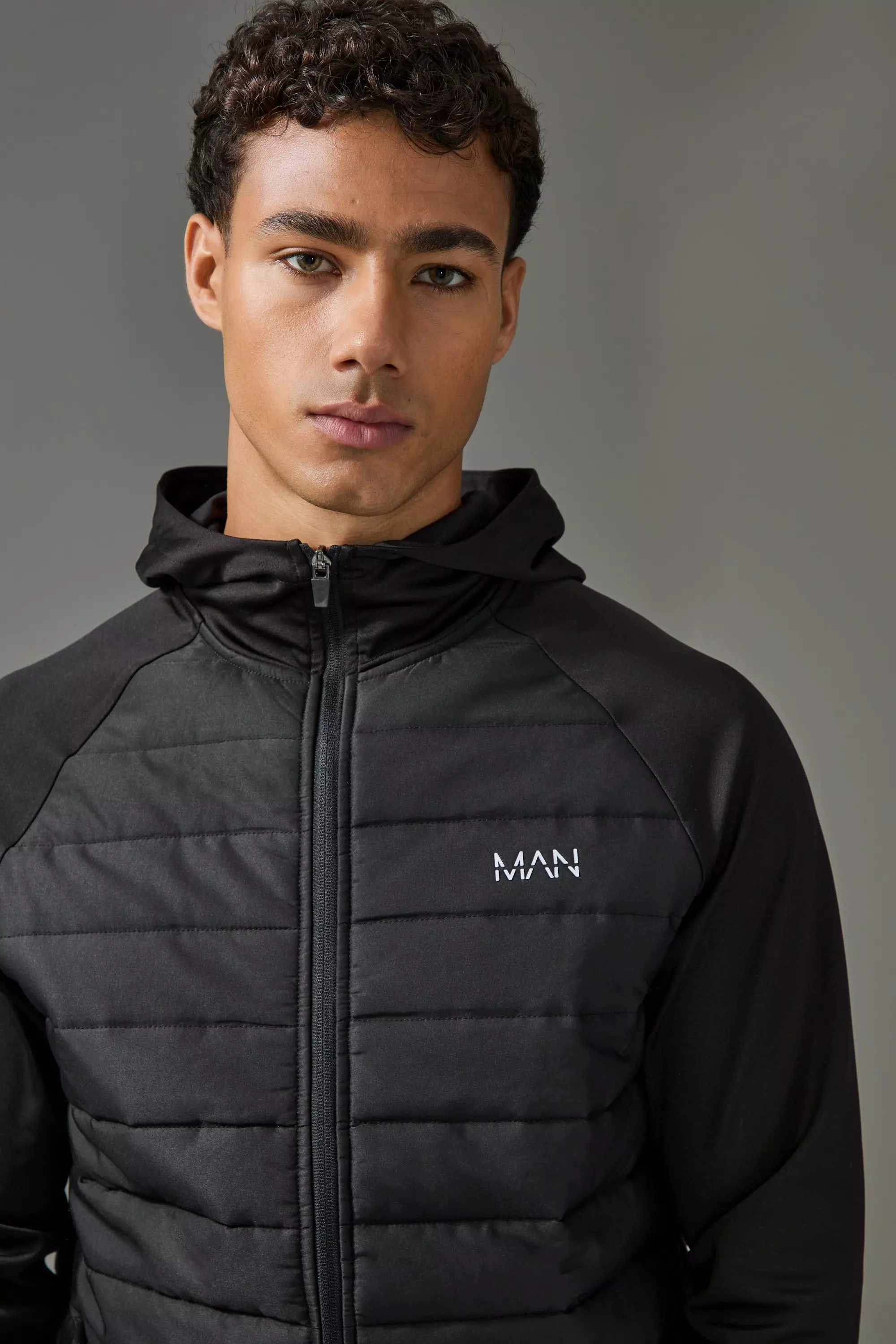 Gesteppter Man Active Hoodie mit Reißverschluss, Black alternatives Bild