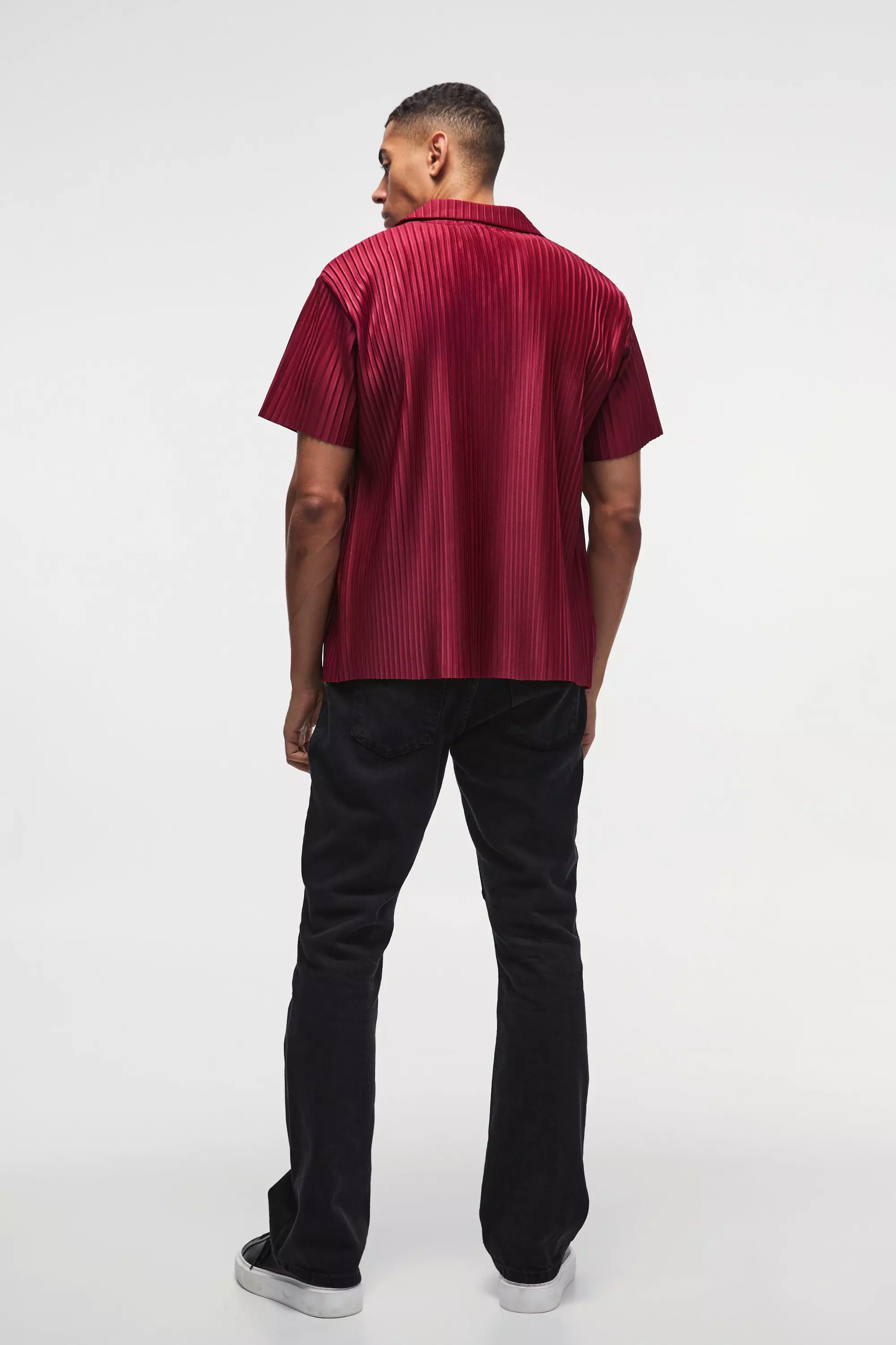 Burgundy Geplooid Regular Fit Overhemd Met Revers Kraag alternatieve afbeelding