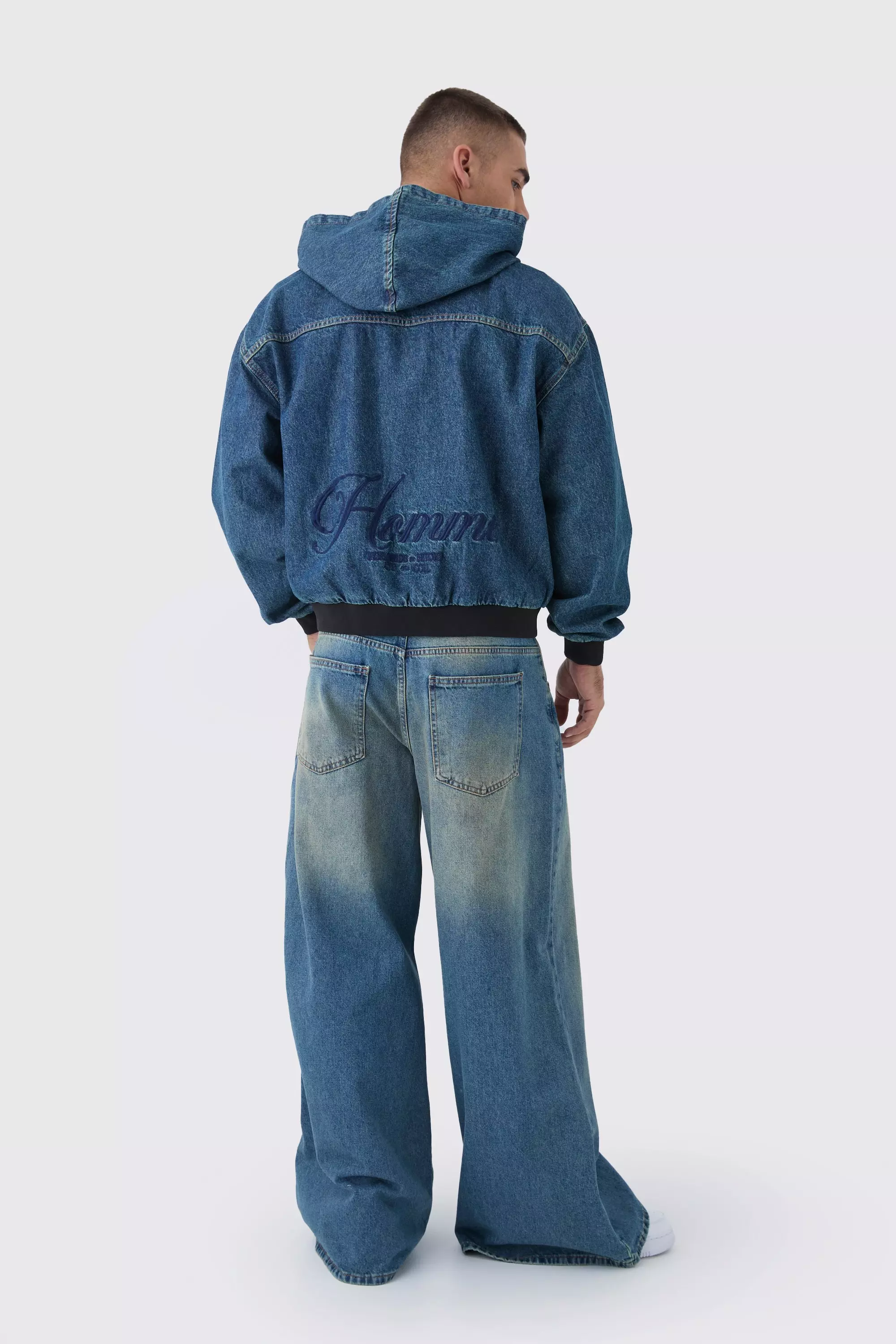Antique blue Oversized Geborduurde Boxy Denim Hoodie alternatieve afbeelding
