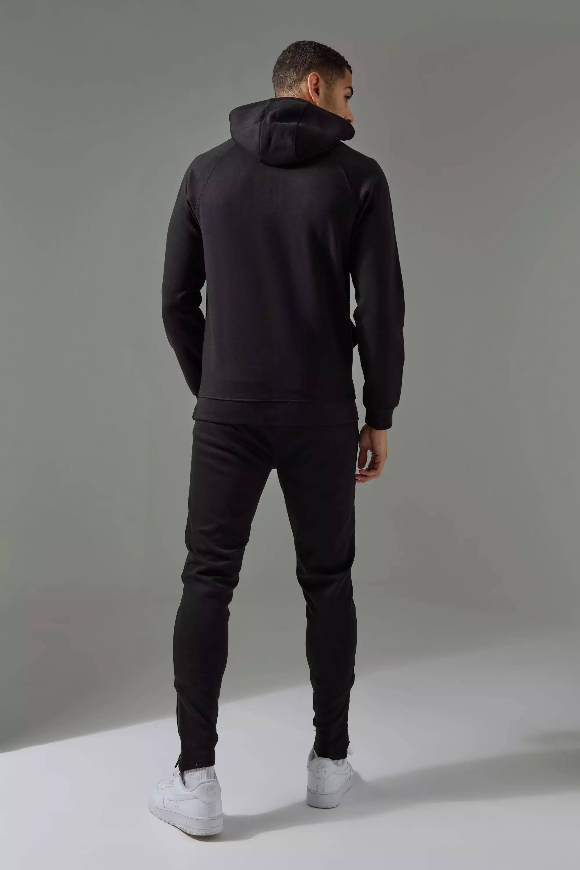 Black Man Active Pro Fleece Reg Fit 1/4 Zip Hoodie alternative image