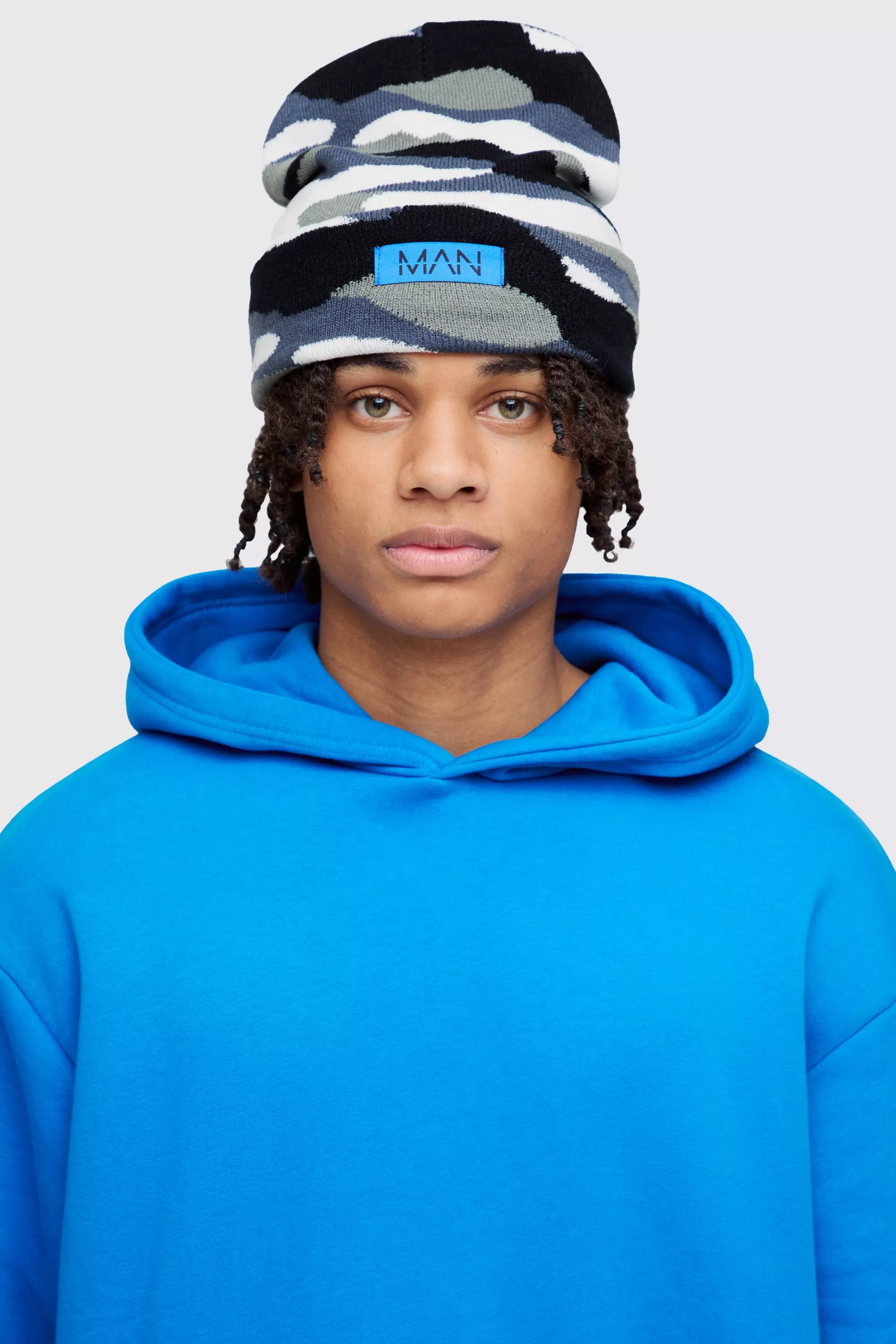 Graue Man Beanie mit Camouflage Print, Grey alternatives Bild