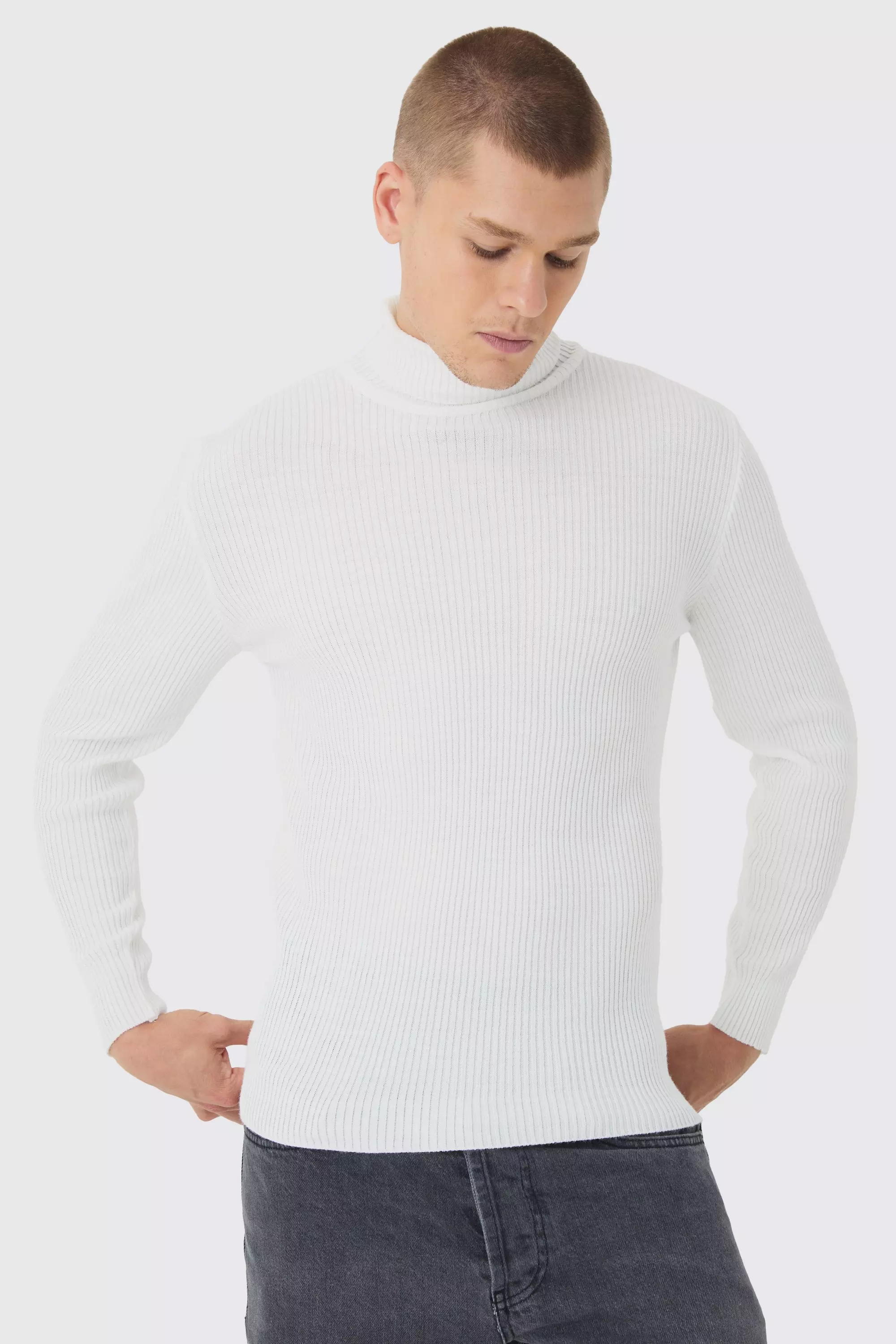 White Geribbelde Gebreide Muscle Fit Coltrui In Wit alternatieve afbeelding