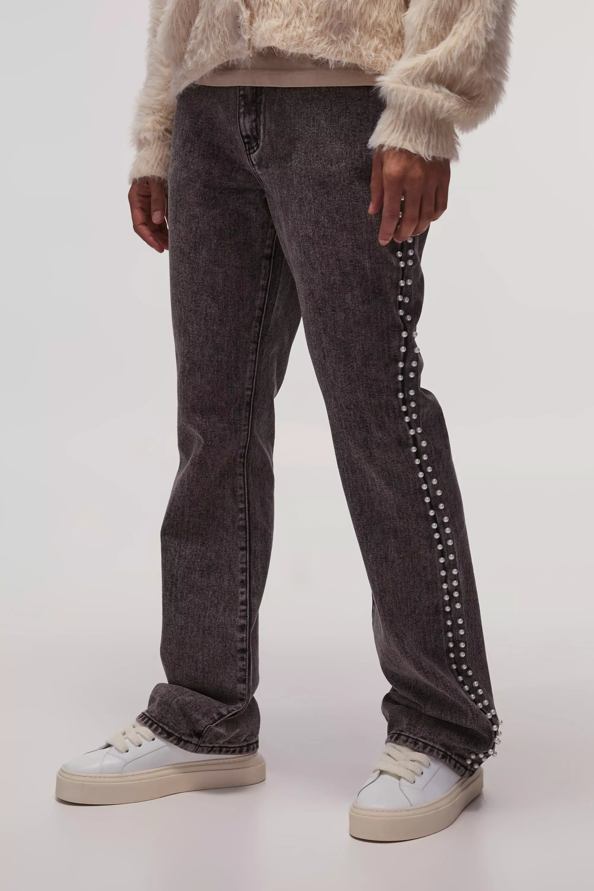 Slim-Fit Schlagjeans mit Perlen-Detail, Charcoal alternatives Bild