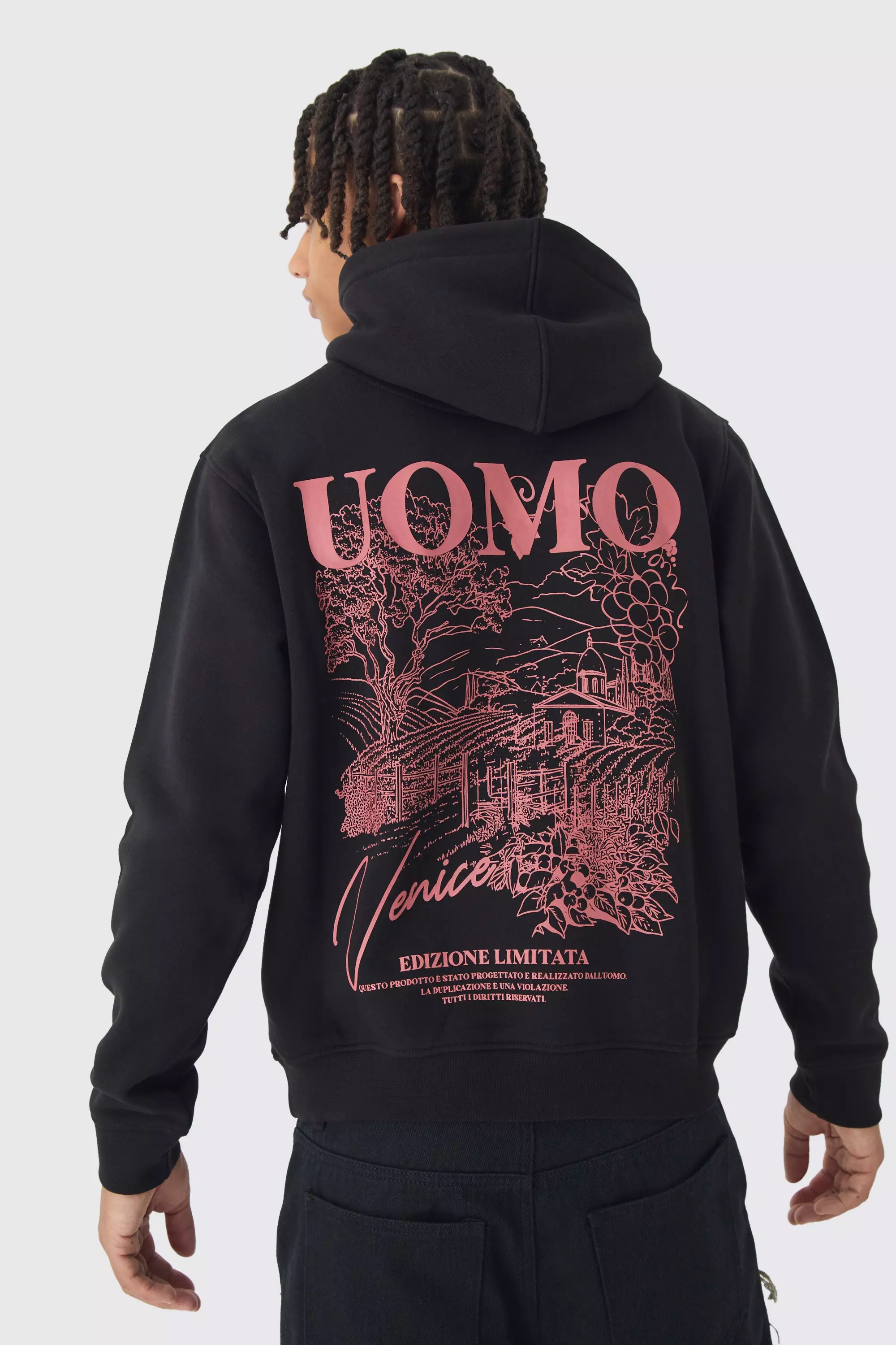 Graphic Uomo Embroidered Hoodie Black