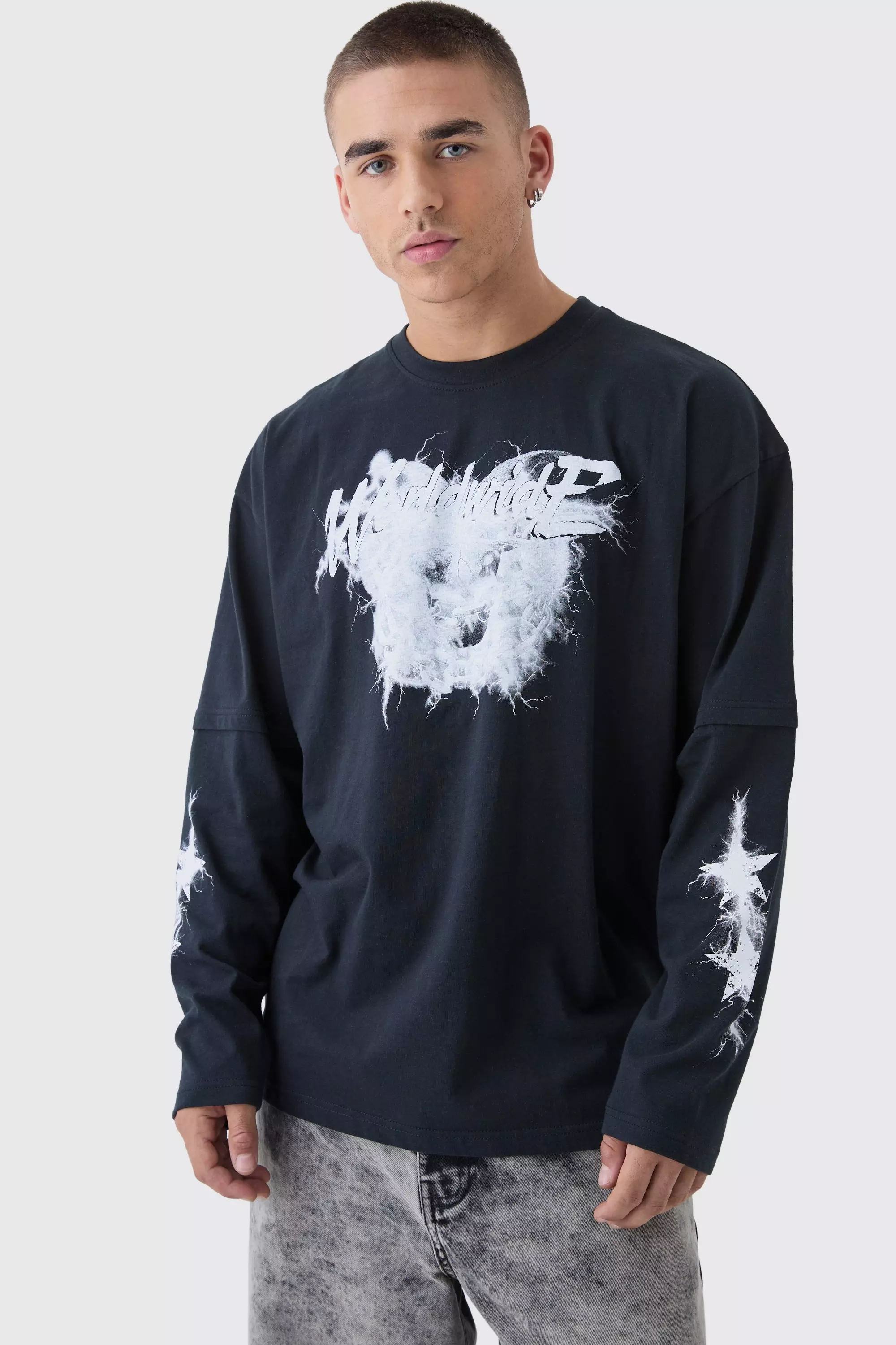 Oversized Worldwide Print Faux Layer Long T-Shirt Black