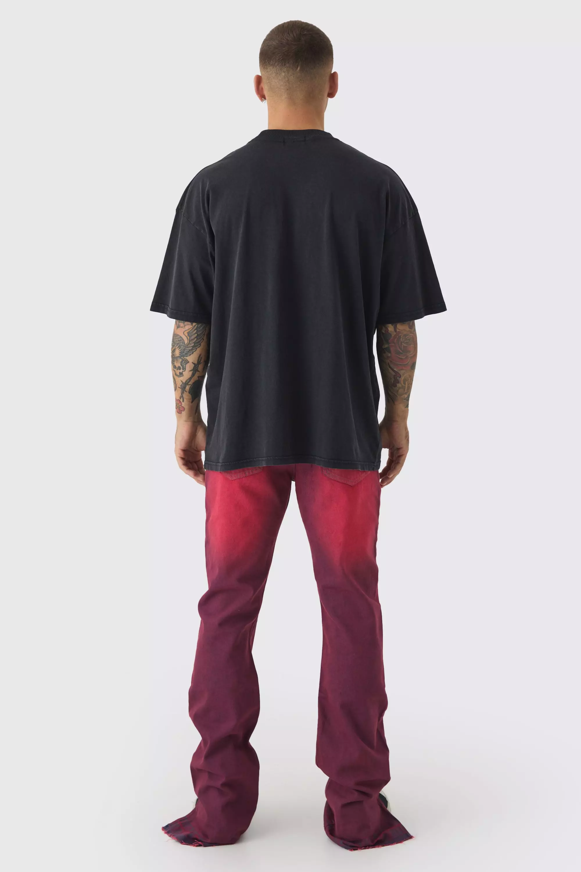 Rot getönte Slim-Fit Schlagjeans, Red alternatives Bild