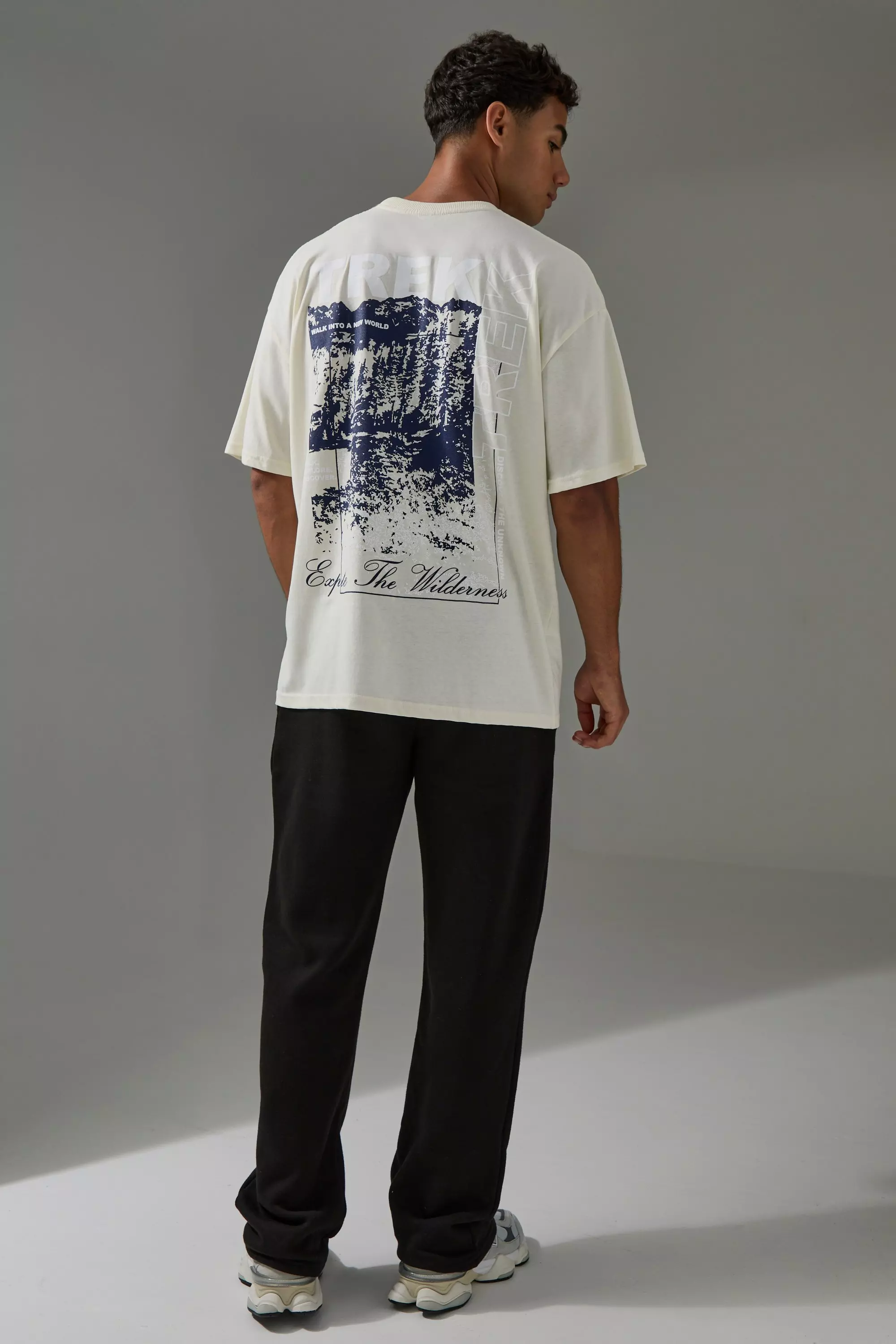 T-Shirt Oversize Active Di Trek Explore The Wilderness, Ecru immagine alternativa