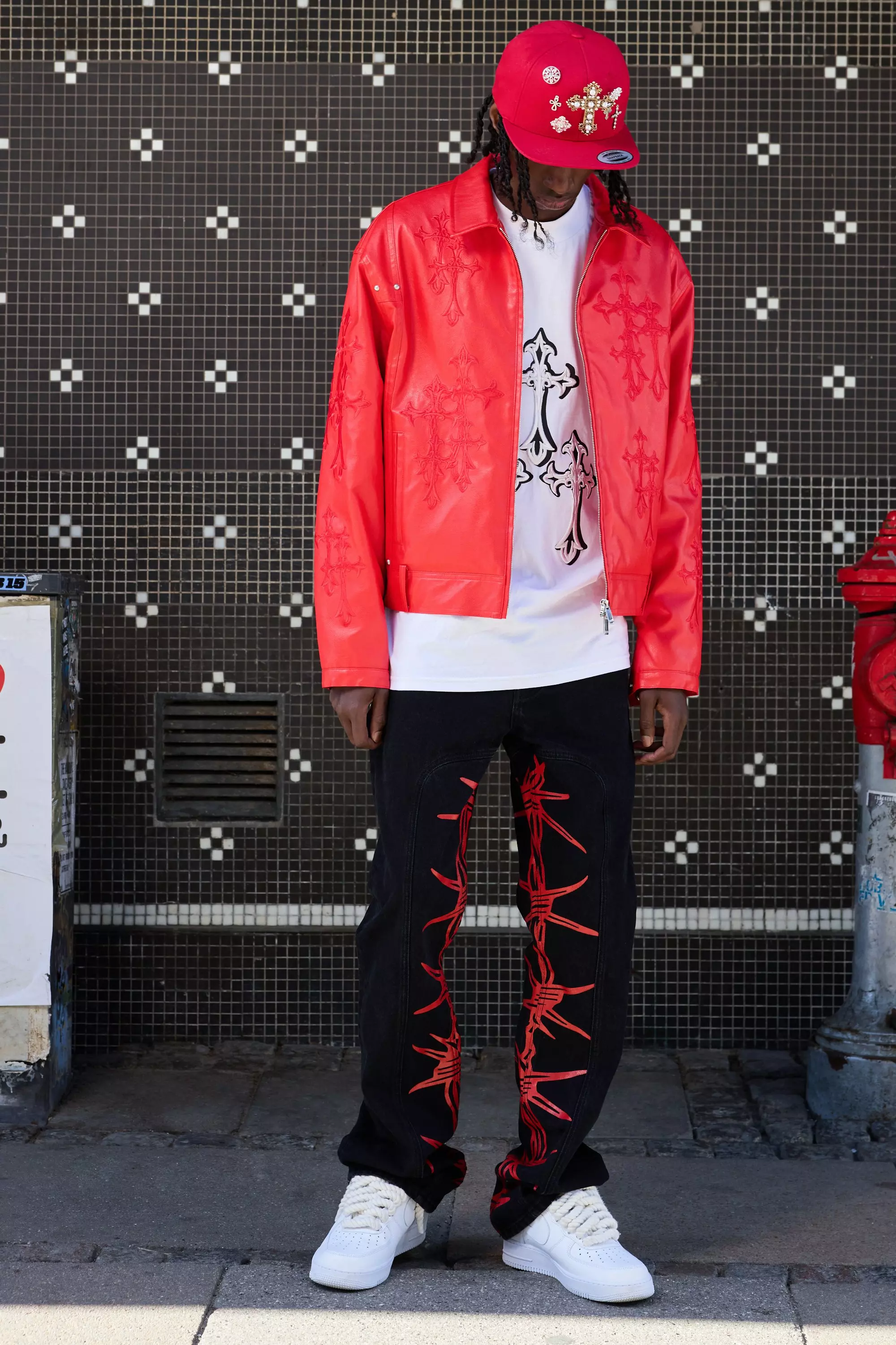 Slim-Fit Schlagjeans mit Print, Black alternatives Bild
