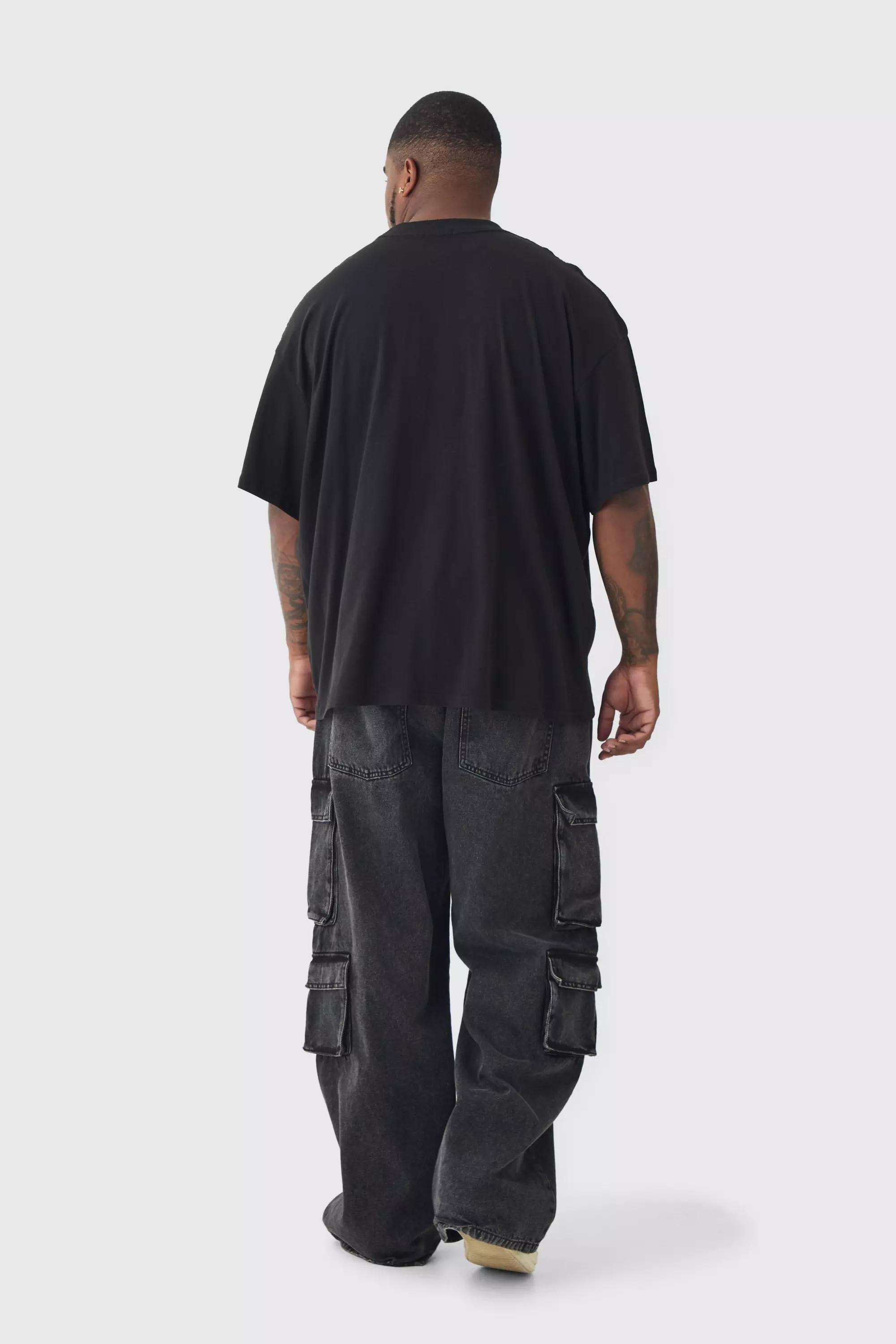 Plus Oversize T-Shirt mit Herz-Stickerei, Black alternatives Bild
