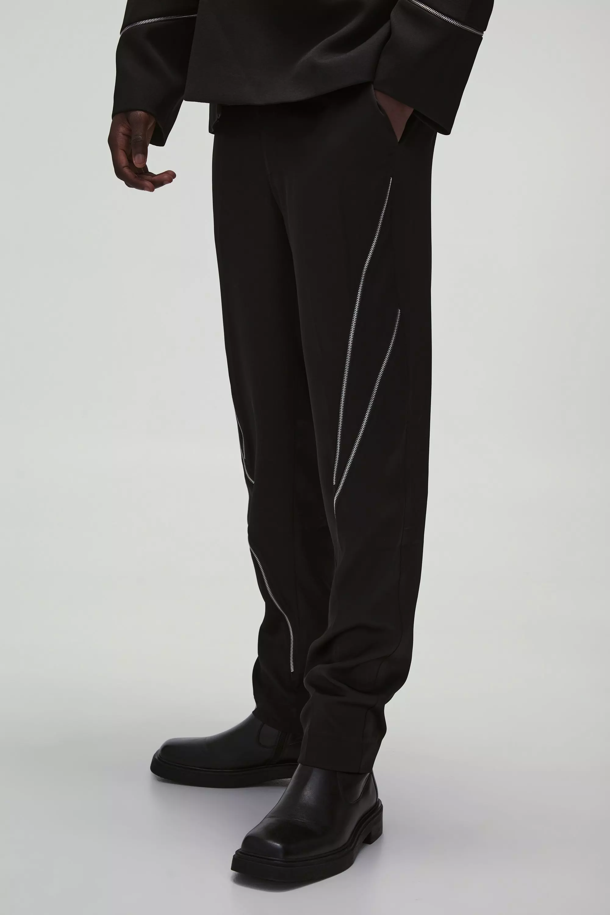 Pantaloni Sartoriali Slim Fit Con Zip Multiple, Black immagine alternativa