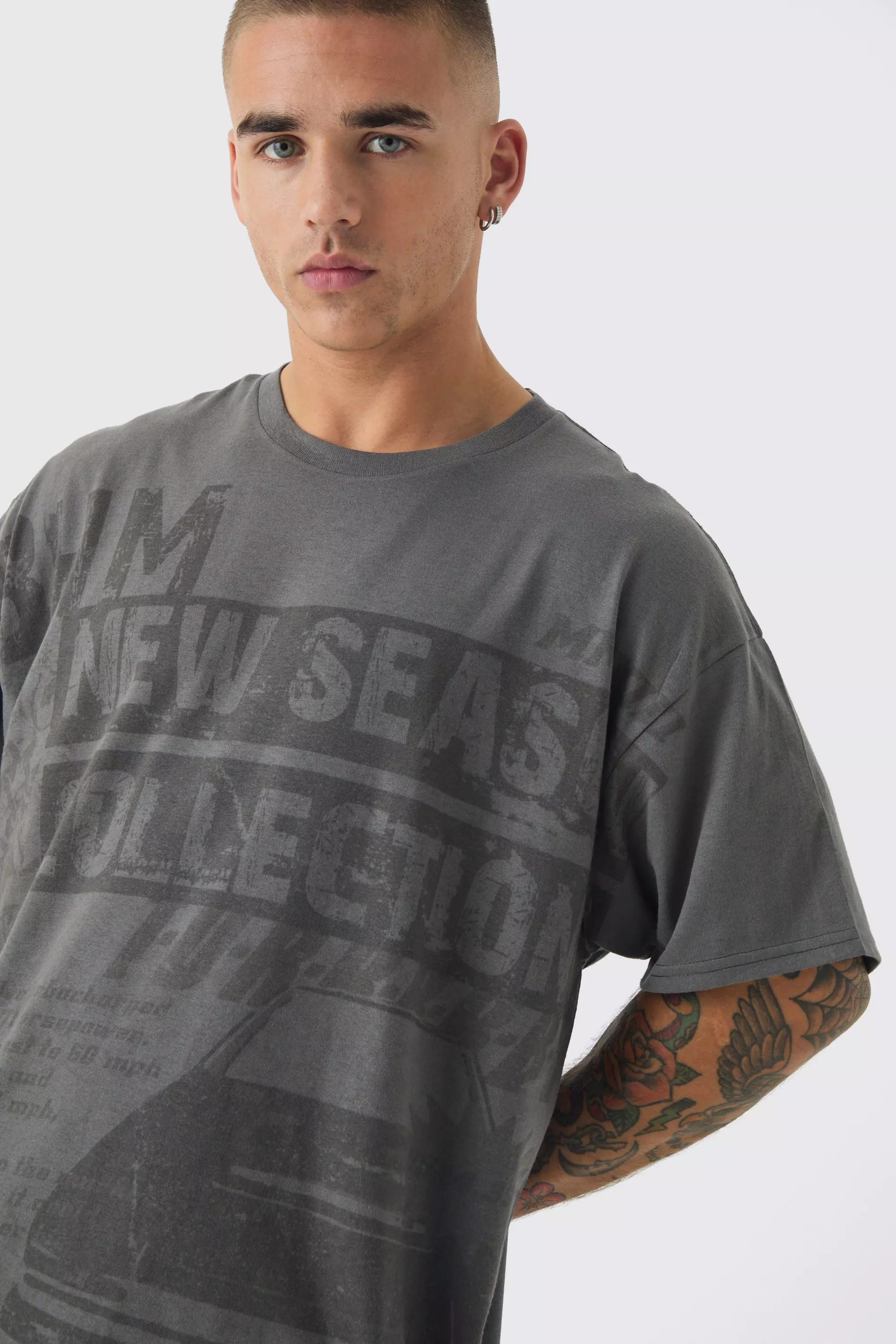 Charcoal Oversized Newspaper Vintage Washed Graphic T-shirt alternative image