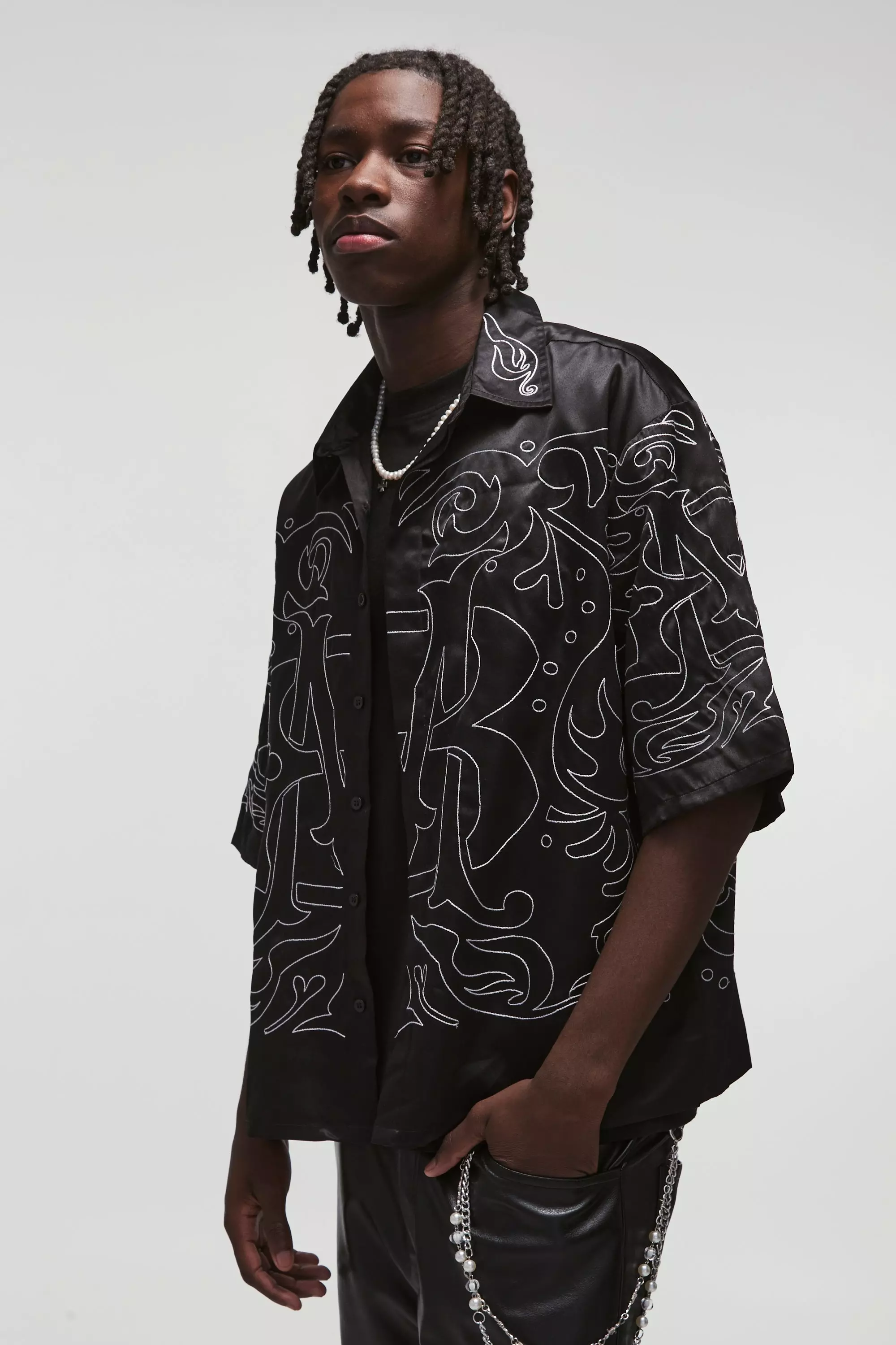 Oversized BM Embroidered Shirt 3/4 Sleeve Print Shirt Black