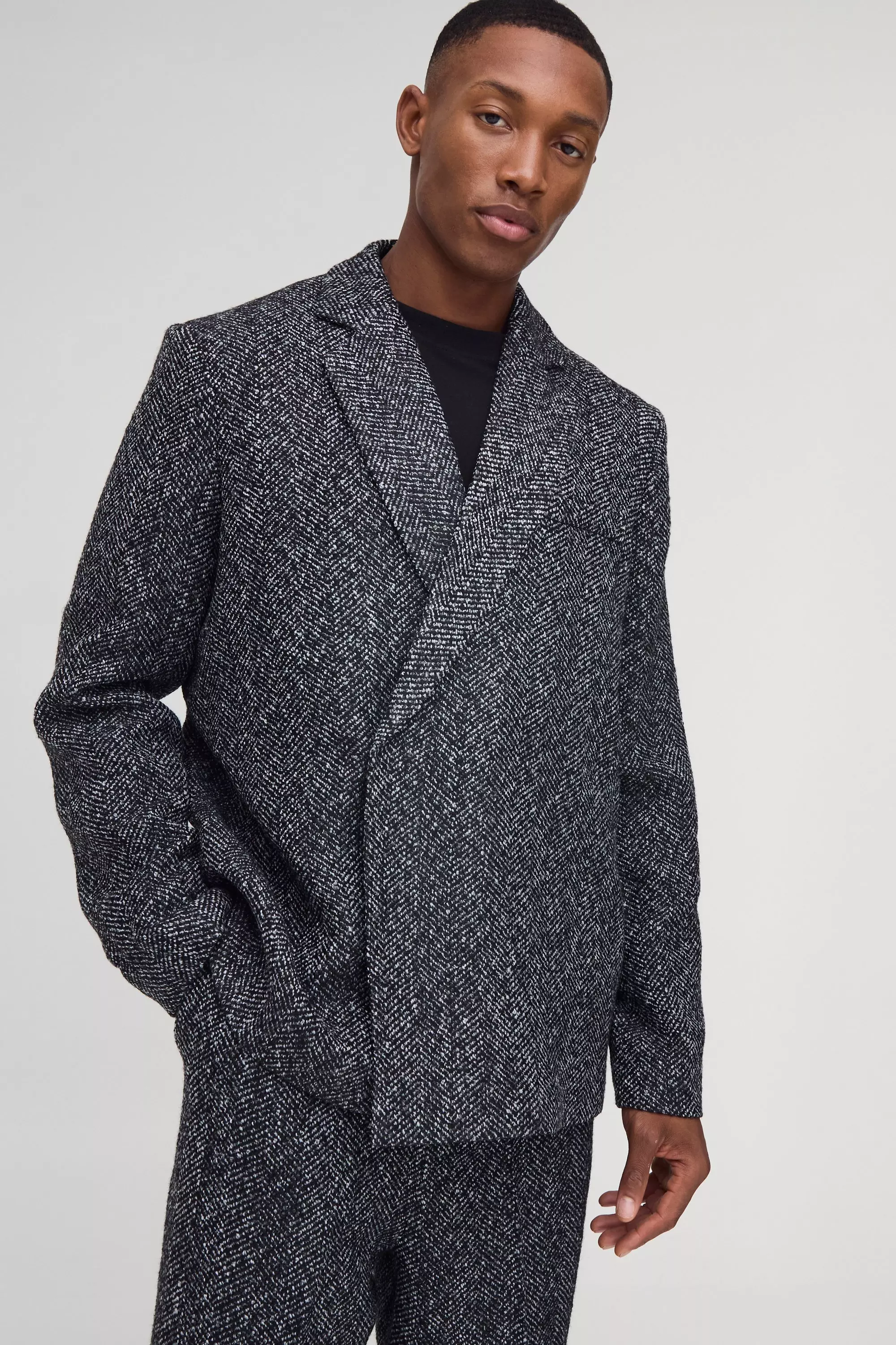 Black Oversized Boucle Boxy Blazer alternative image