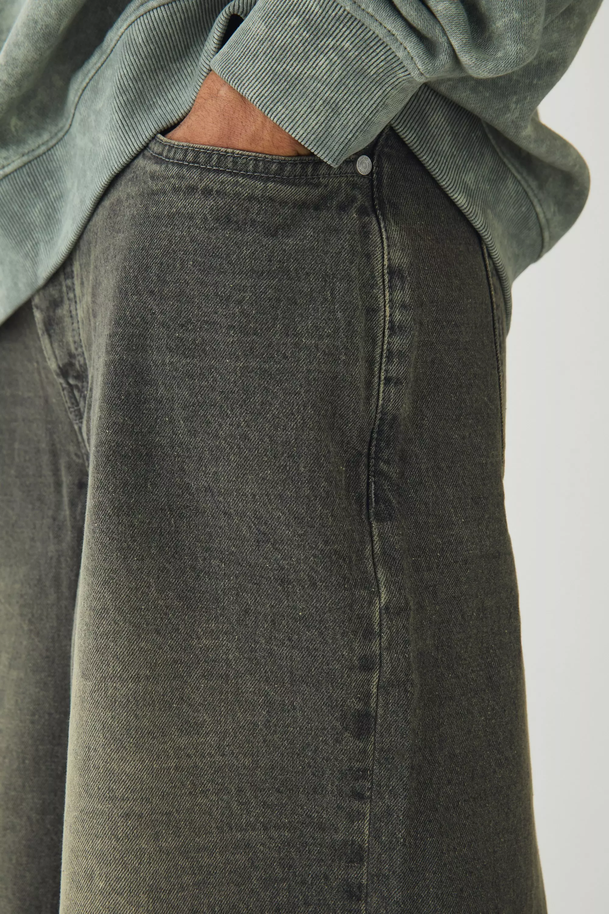 Stone Baggy Rigid Extreme Washed Split Hem Denim Jeans alternative image