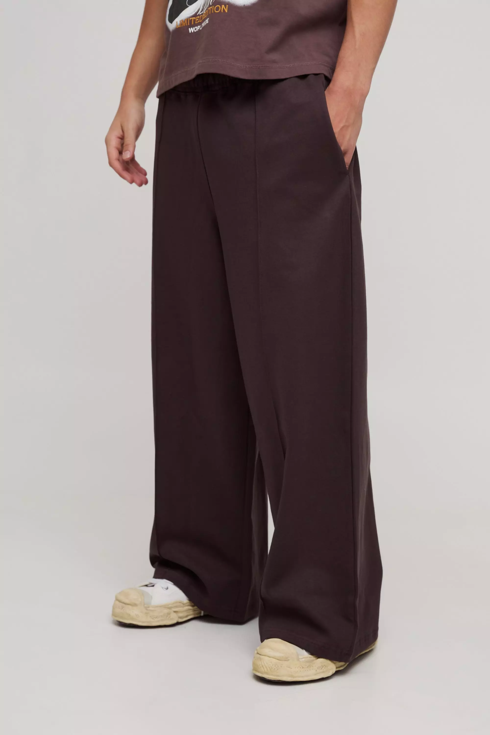 Chocolate Extreme Wide Leg Heavyweight  Interlock Sweatpants alternative image