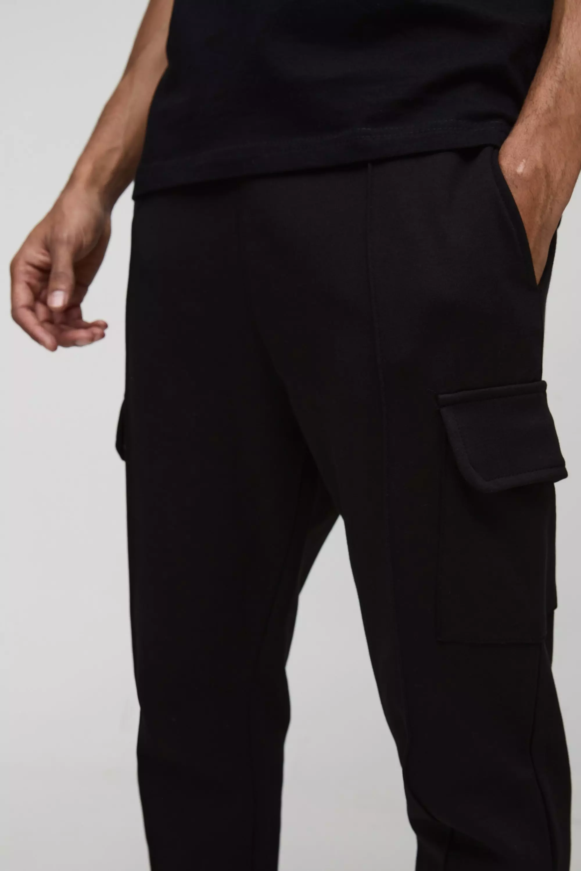 Black Slim Fit Heavyweight Interlock Cargo Jogger alternative image
