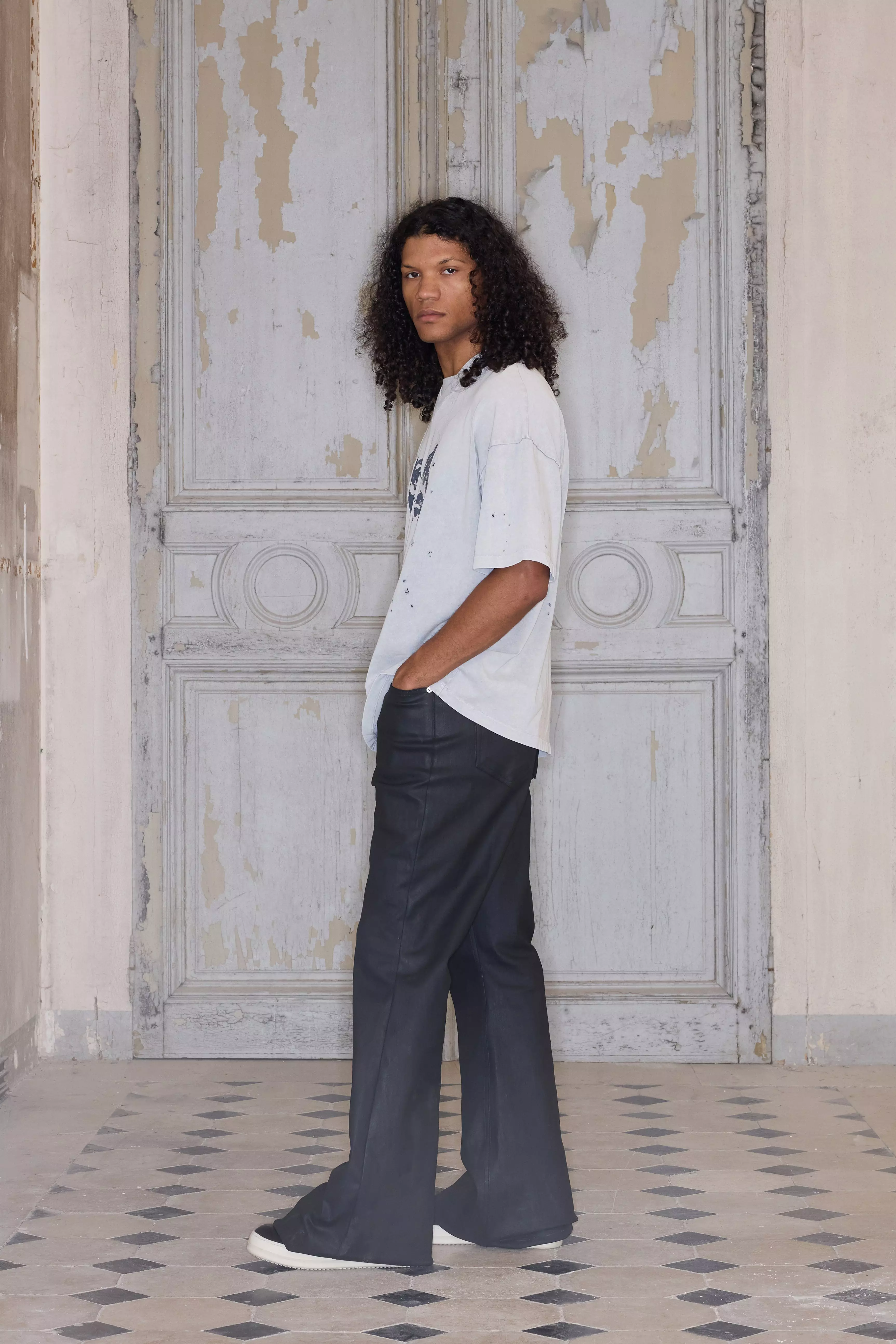 T-shirt oversize premium délavé à col V, Grey autre image