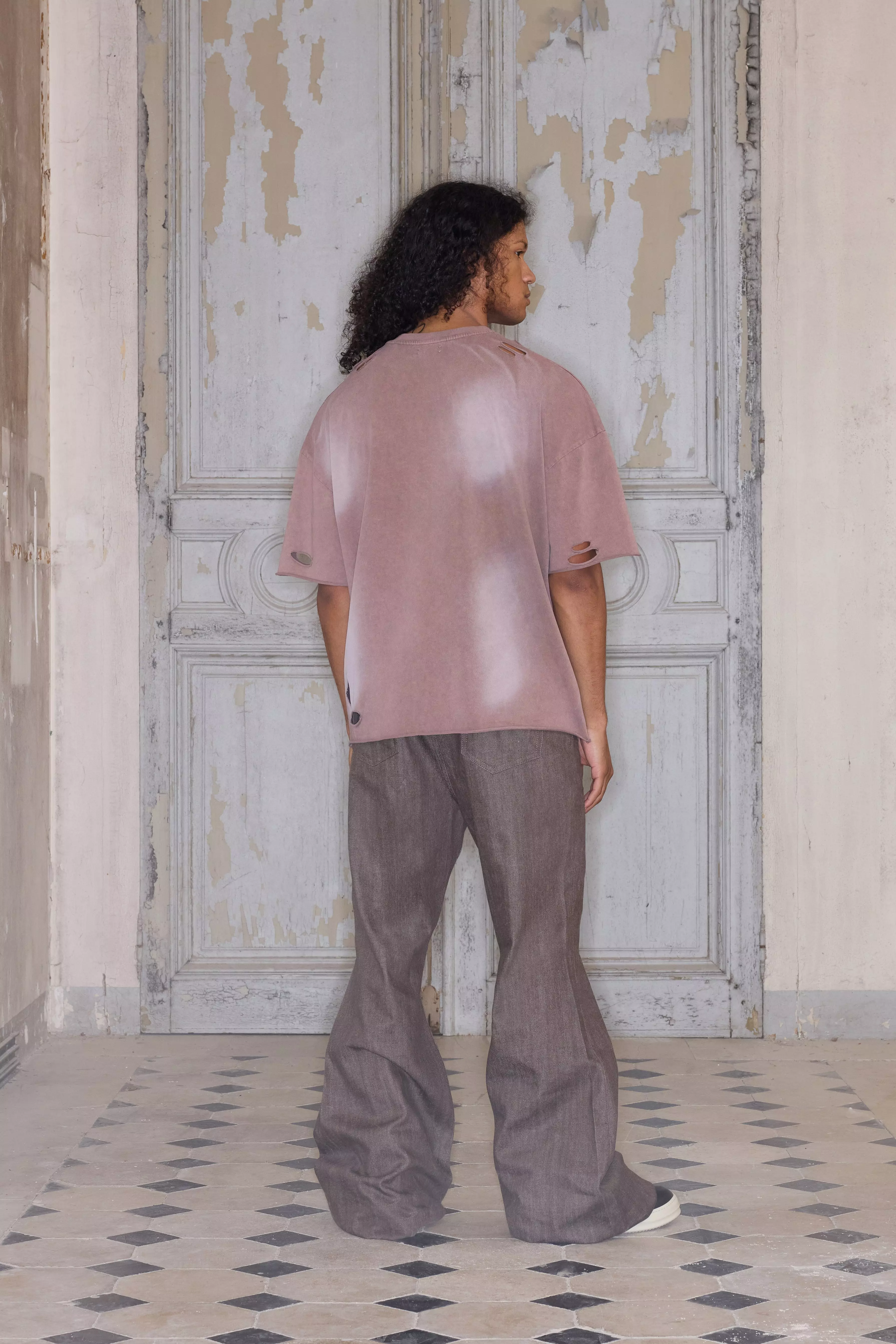 T-shirt oversize premium délavé à col V, Chocolate autre image