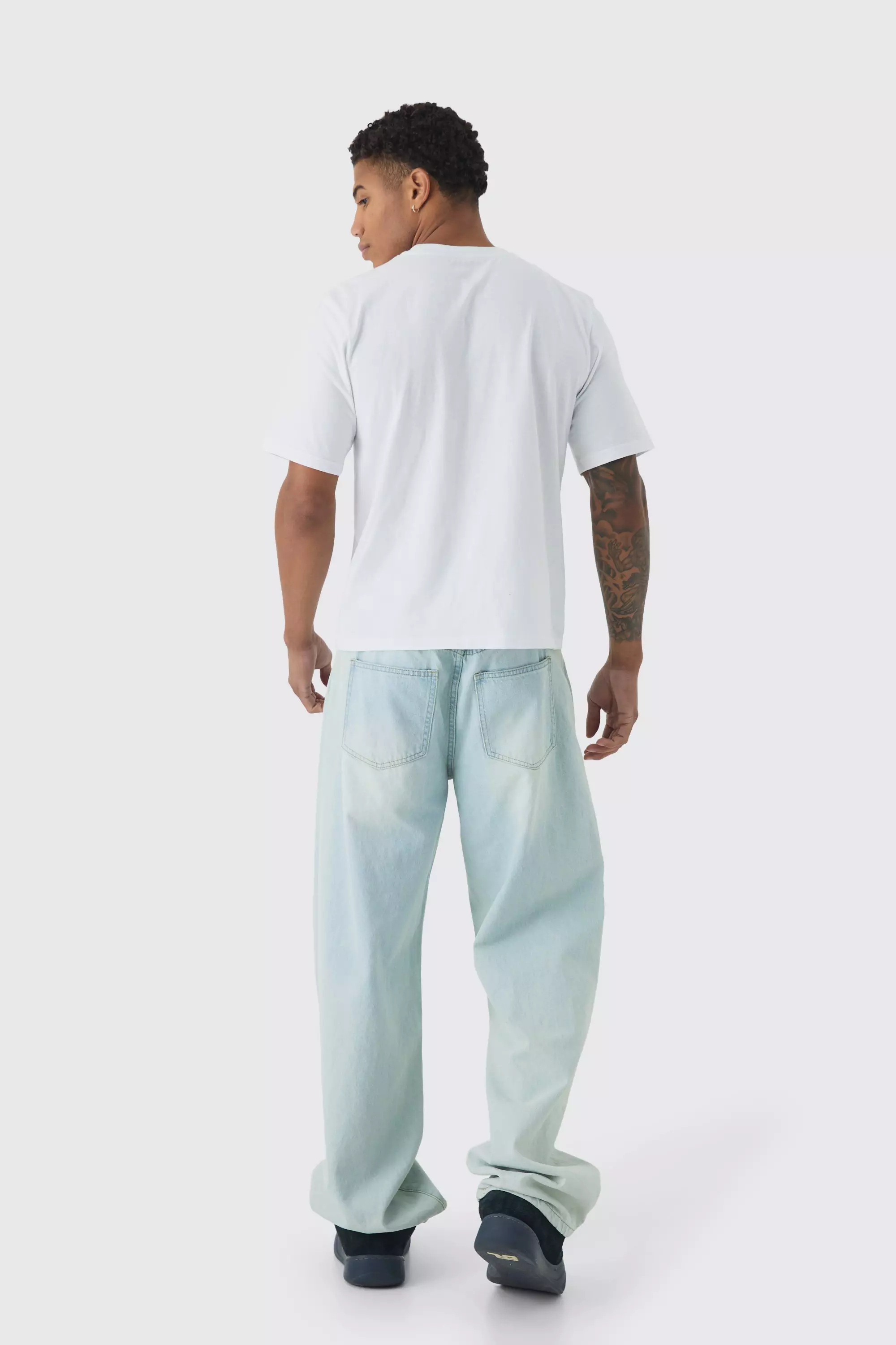 Kastiges T-Shirt mit 3D-Stickerei, White alternatives Bild