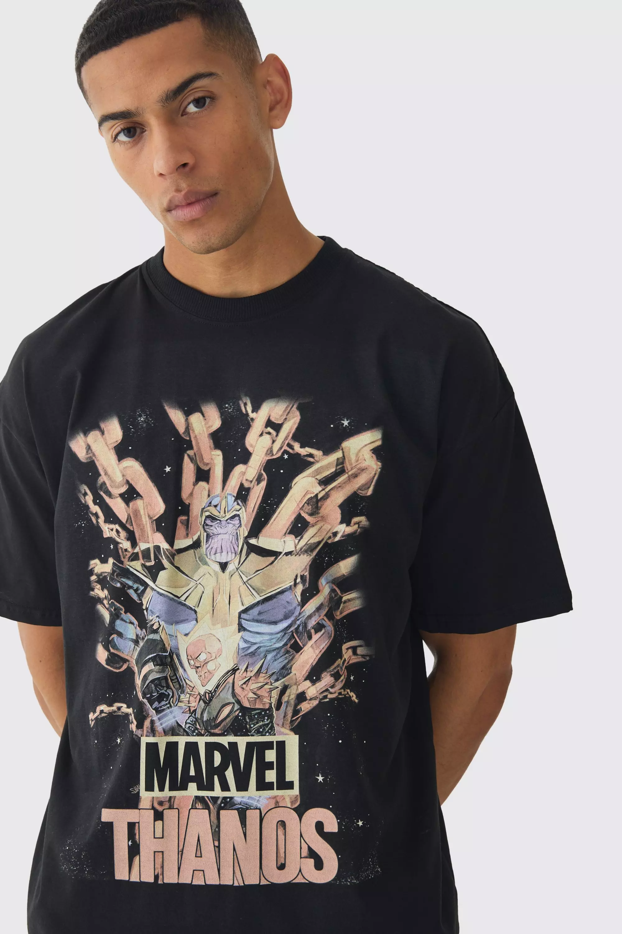 Oversize T Shirt mit lizenziertem Marvel Thanos Print boohooMAN DE