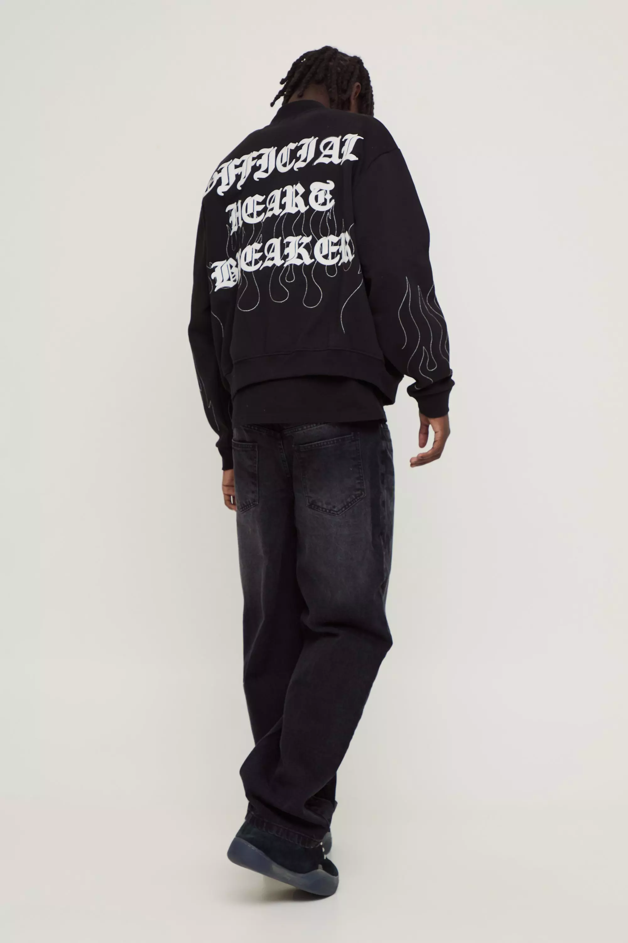 Relaxed Rigid Jean In Washed Black | boohooMAN