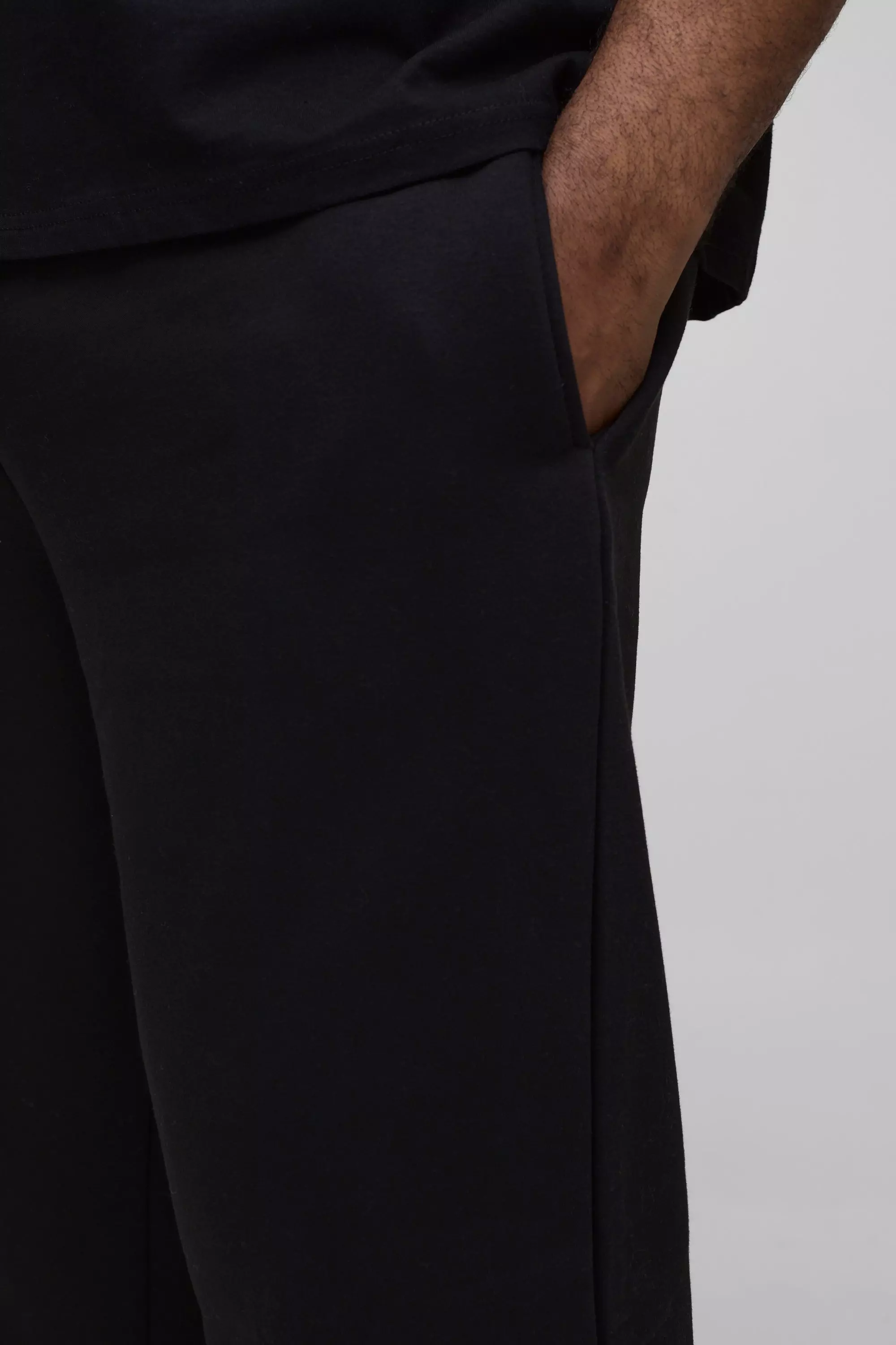 Black Plus Basic Relaxed Fit Sweatpants alternative image