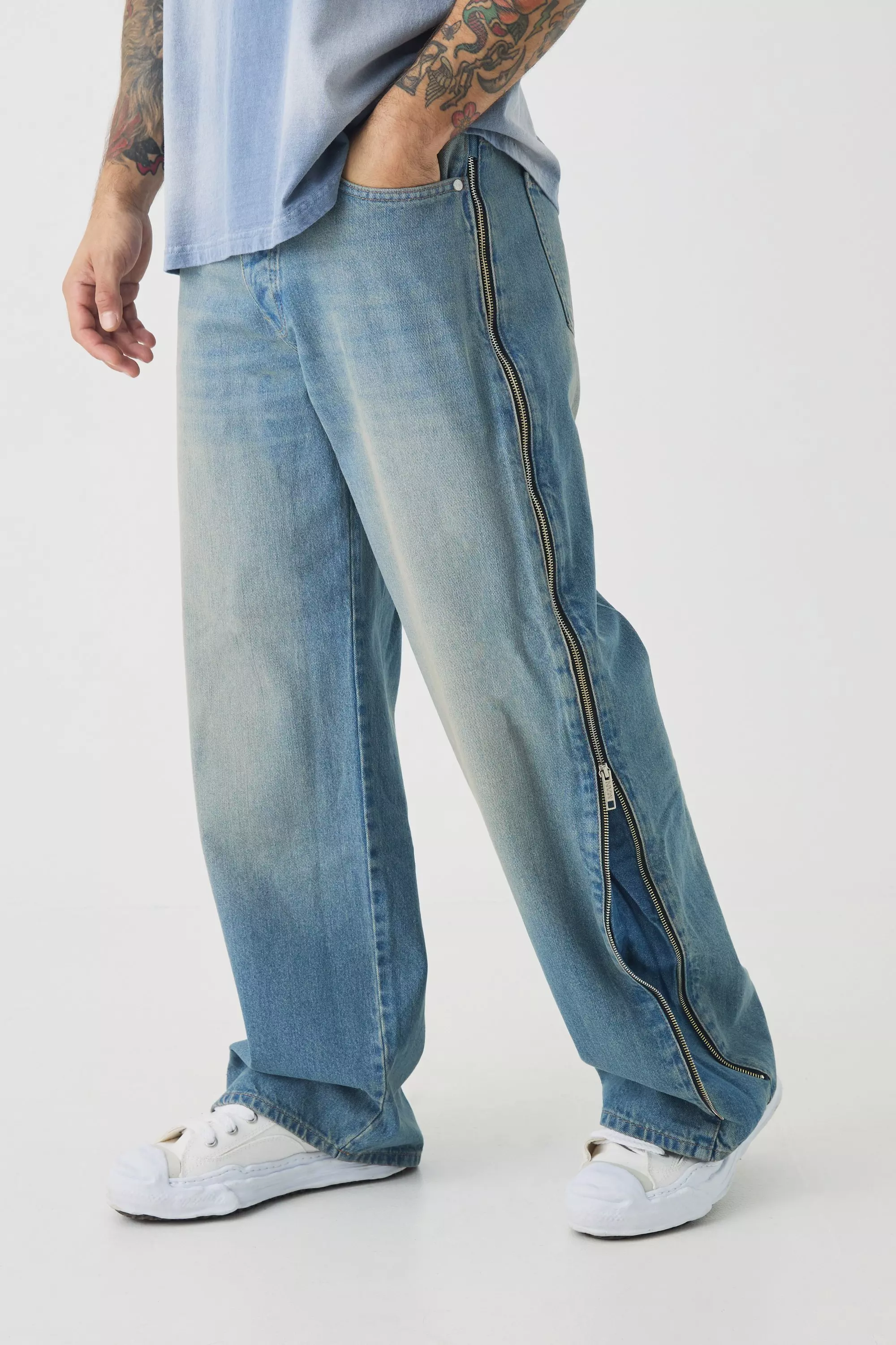 Lockere Jeans mit Reißverschluss, Light blue alternatives Bild