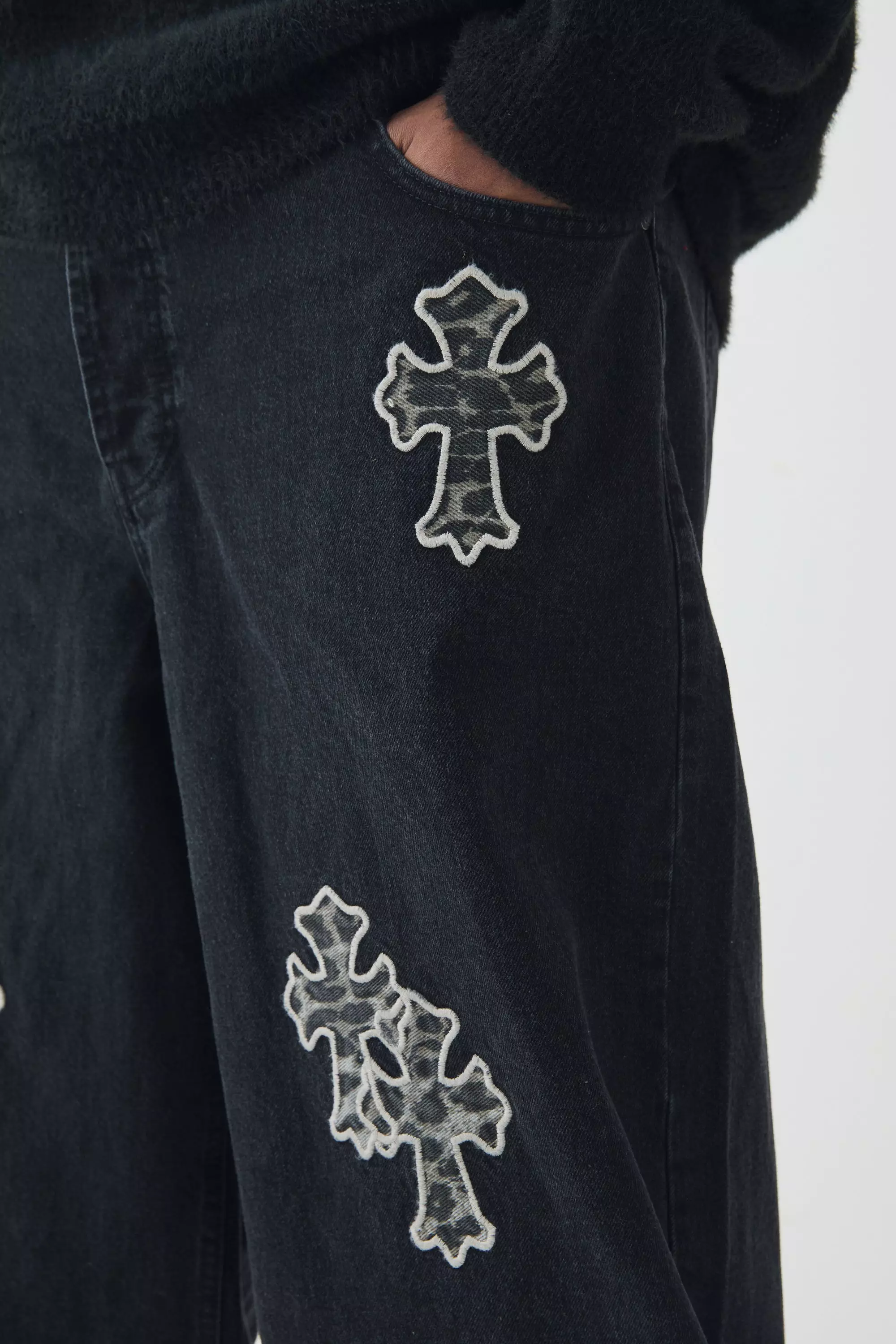 Grande taille - Jean baggy à léopard et écusson, Washed black autre image