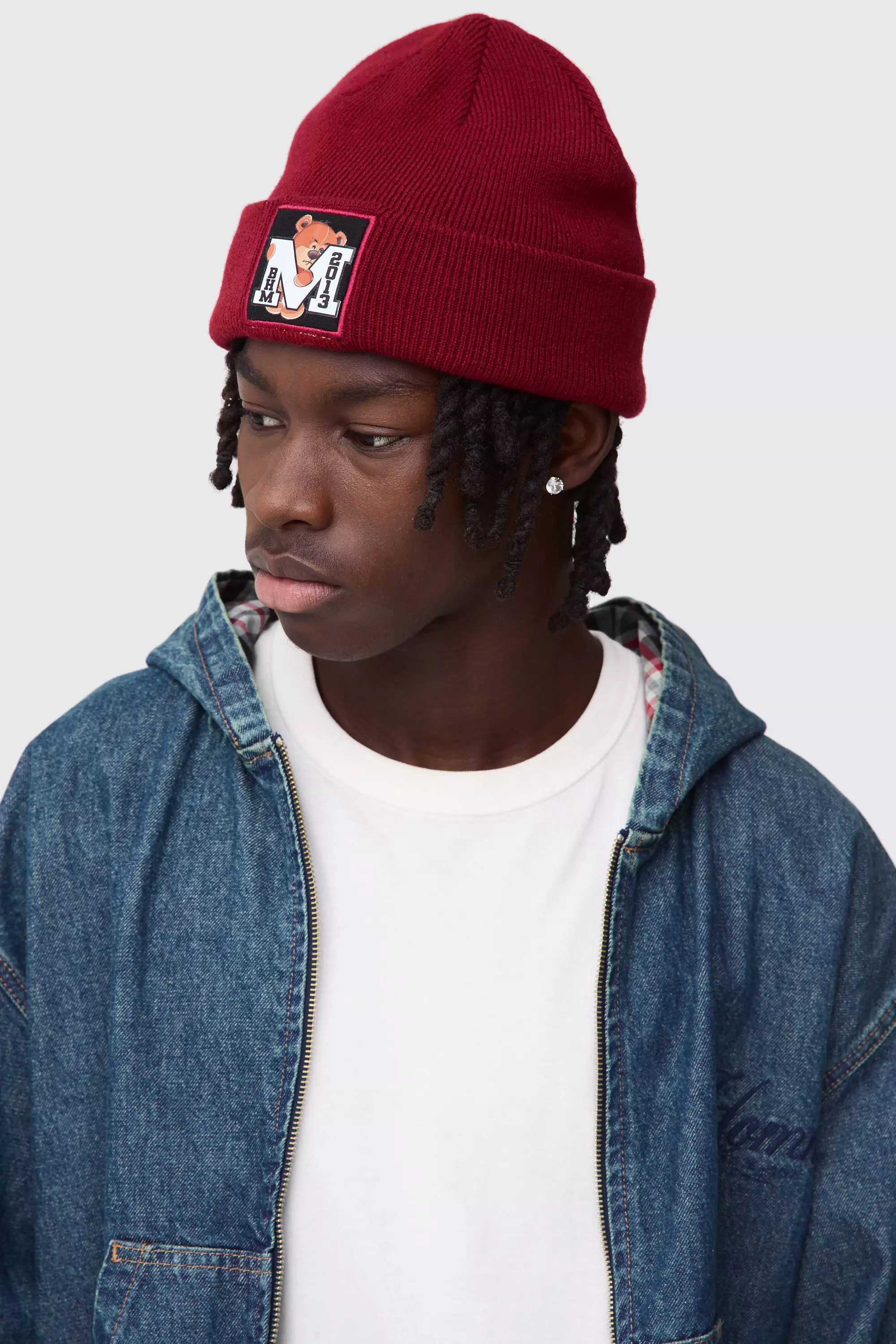 Red Varsity Beren Muts Met Print alternatieve afbeelding