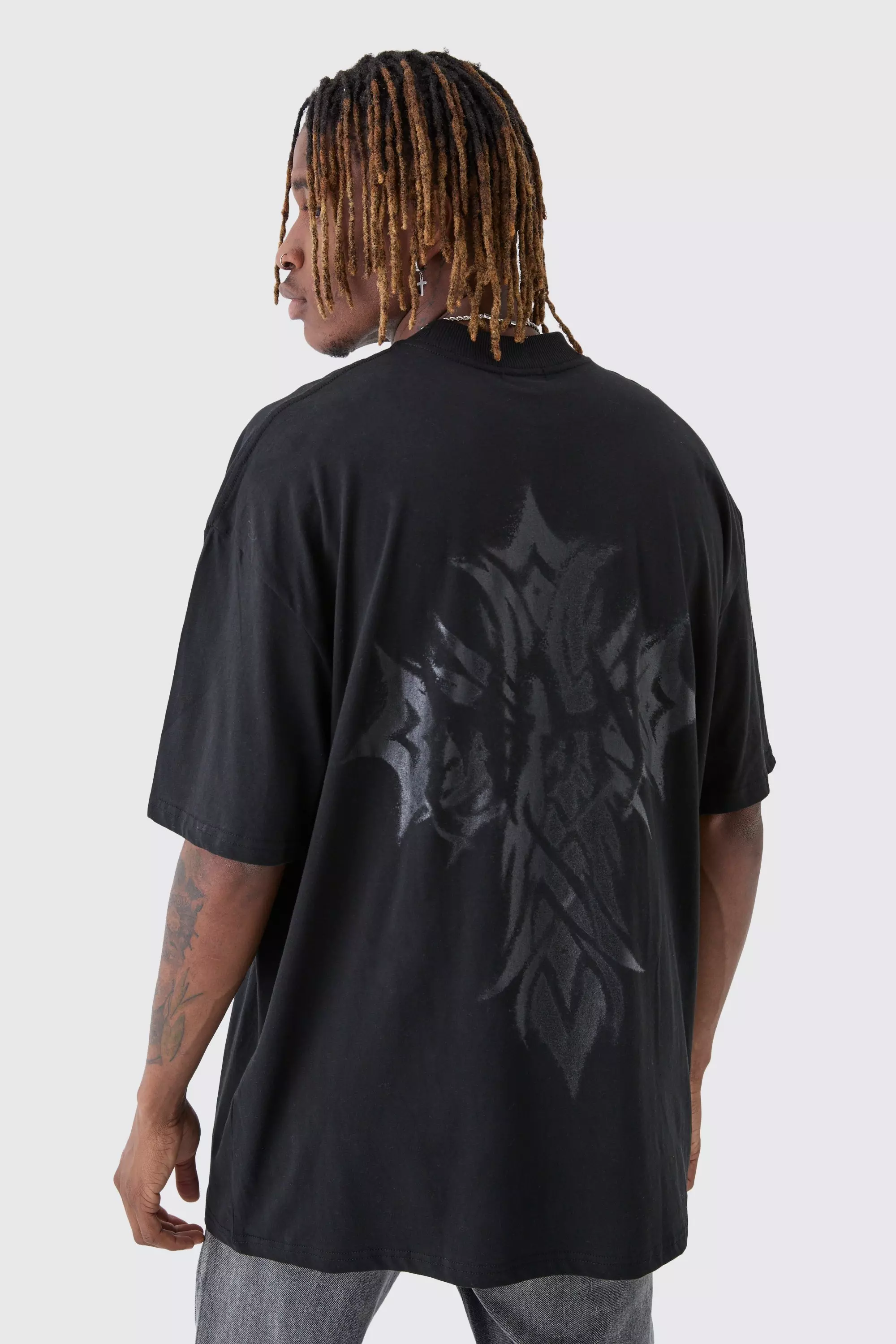 Black Tall Oversized Extended Neck Worldwide Gothic Cross Print T-Shirt