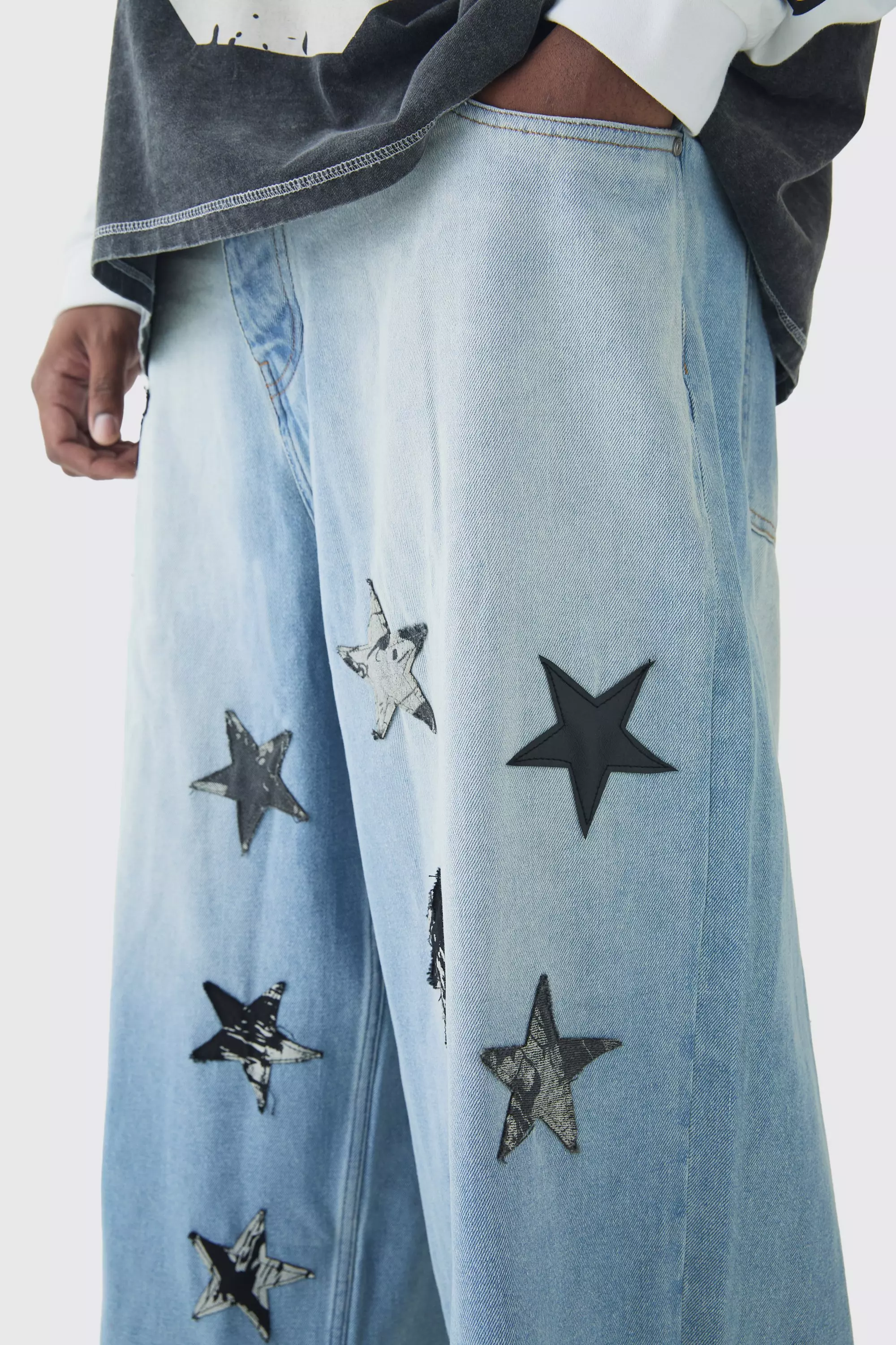 Plus lockere Jeans mit Sternen-Applikation, Antique blue alternatives Bild