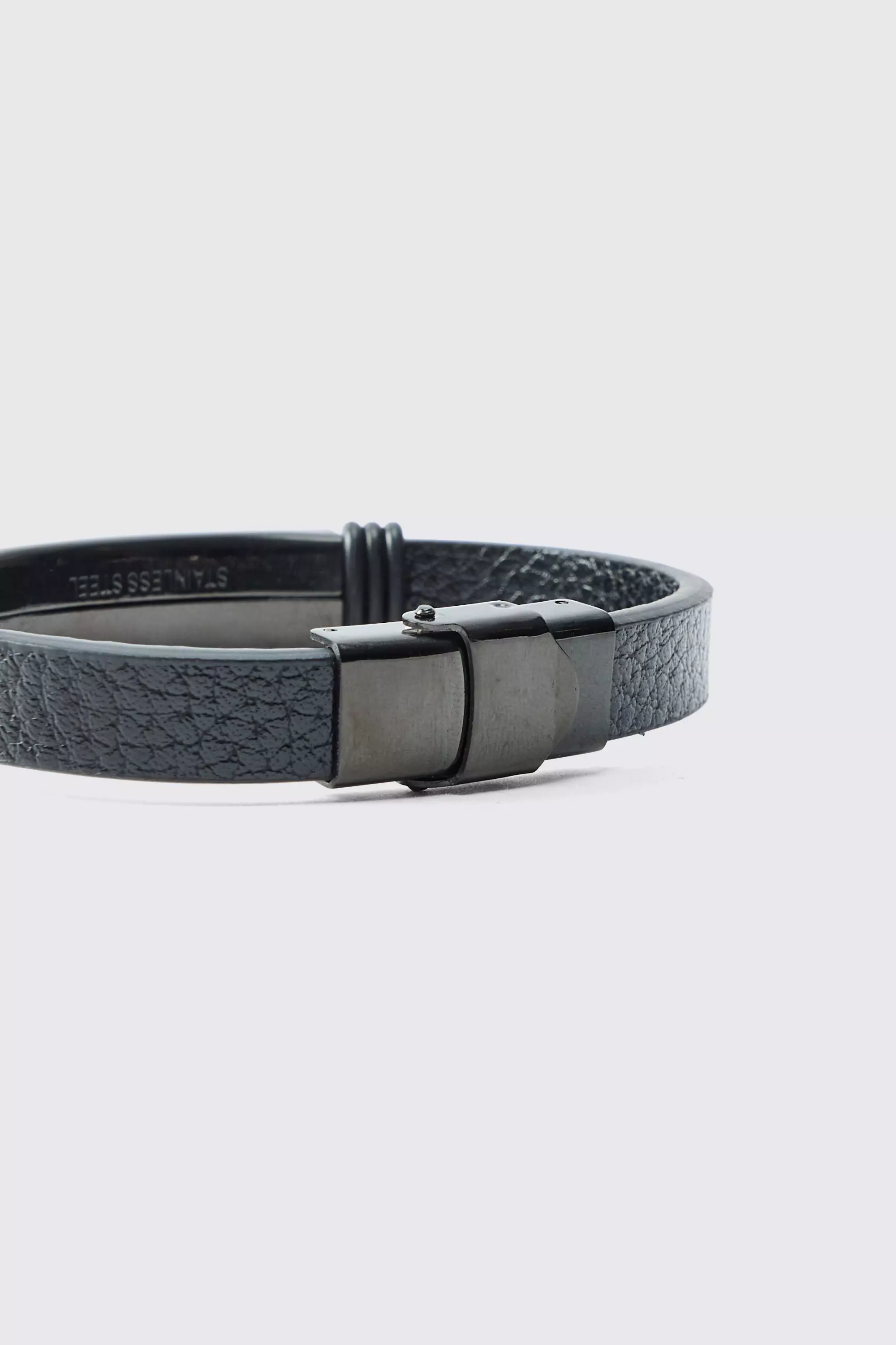 Black Armband Met Metalen Label En Sluiting alternatieve afbeelding