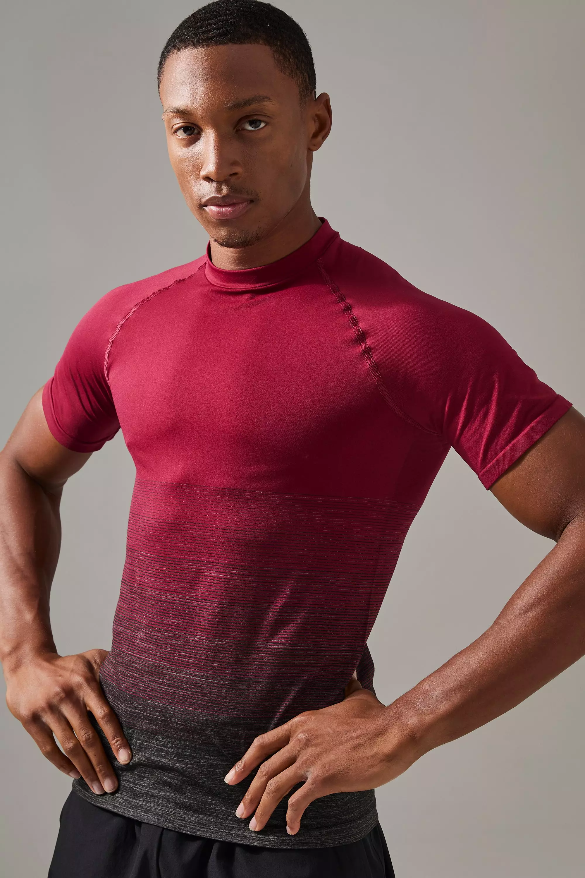 T-shirt de sport sans coutures - MAN Active, Berry autre image