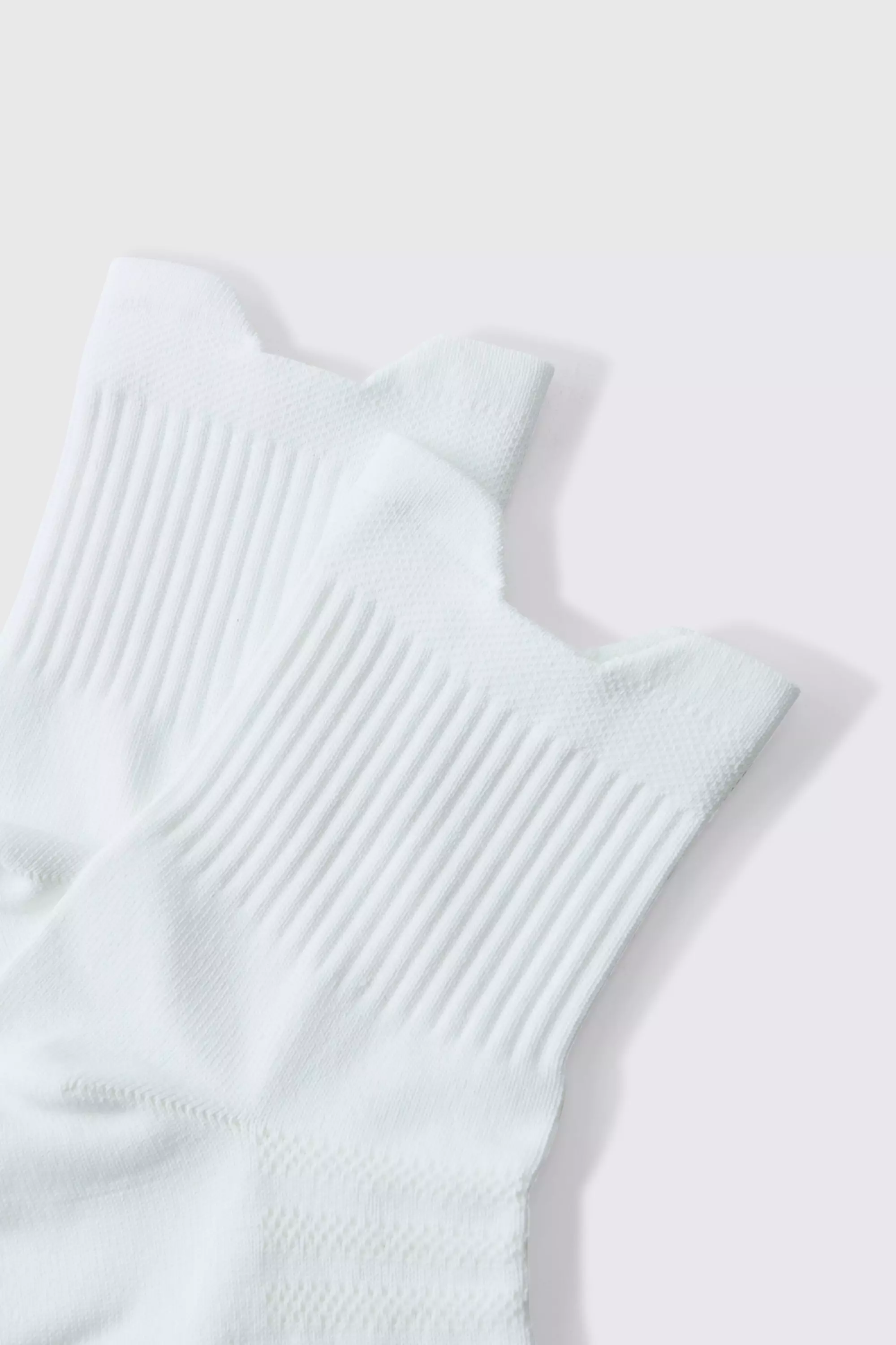 White Man Active Performance Trail Ankle Sock alternative image