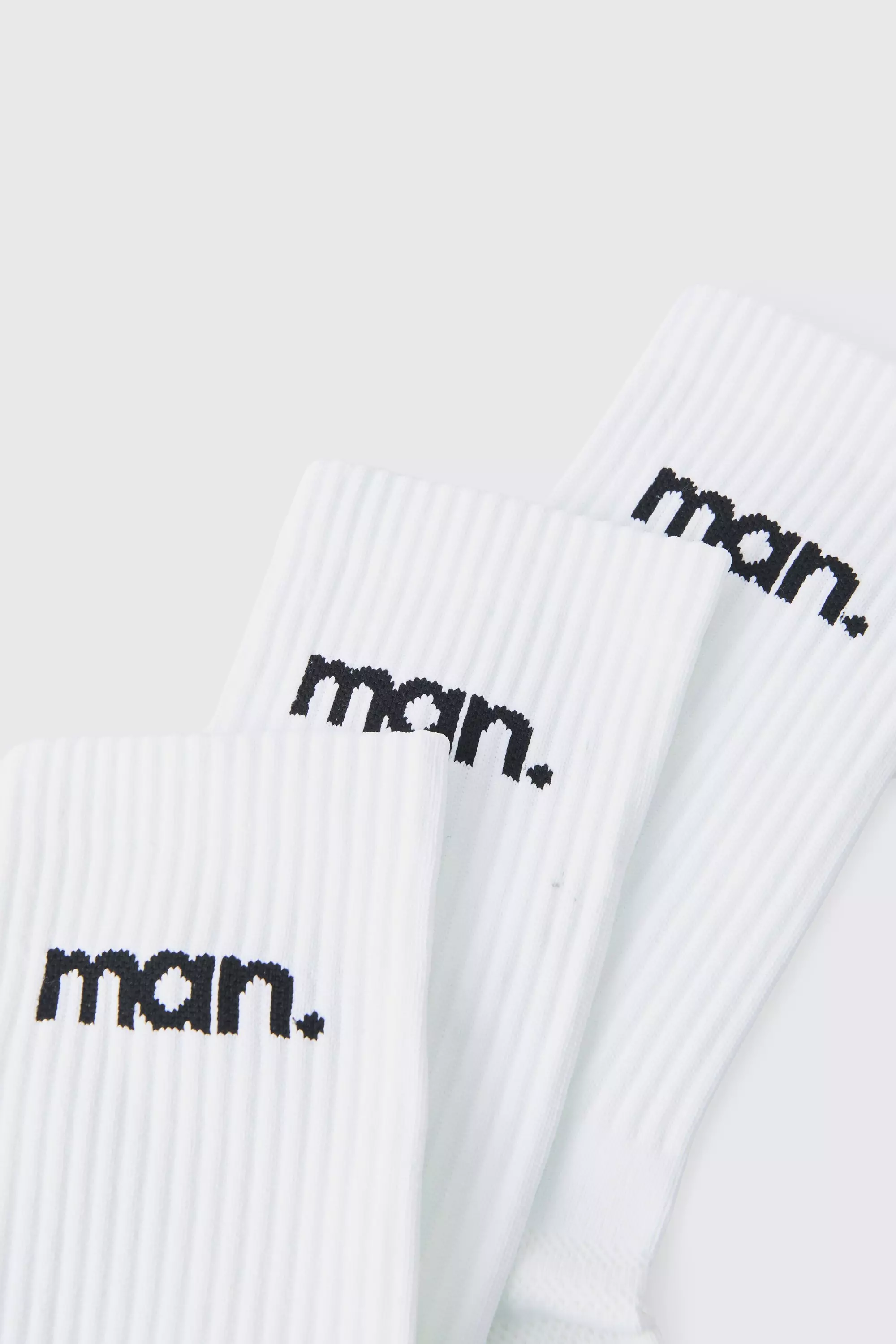 White Man Sport Cushioned Training Crew Socks 3 Pack  alternative image