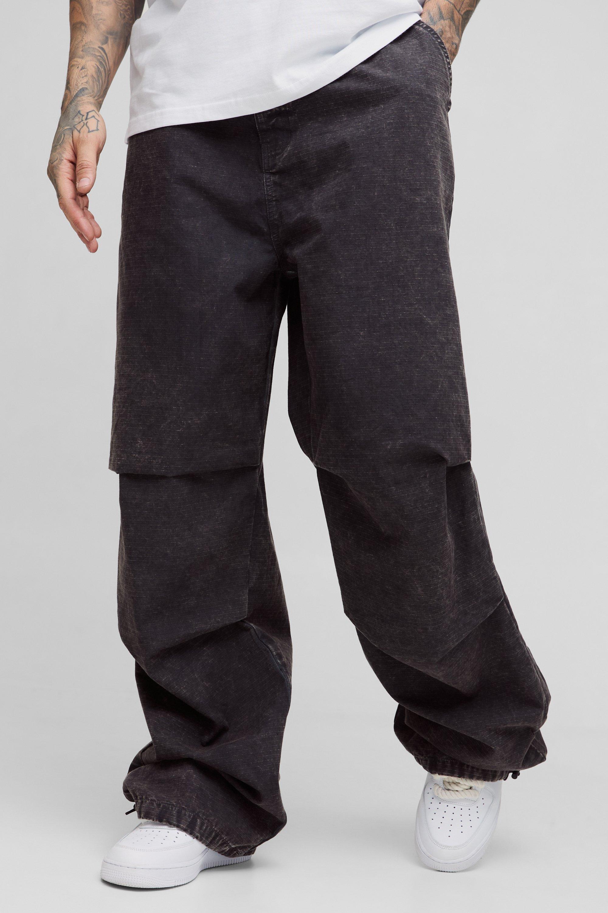 Men's Charcoal Cargo Pants | boohooMAN USA