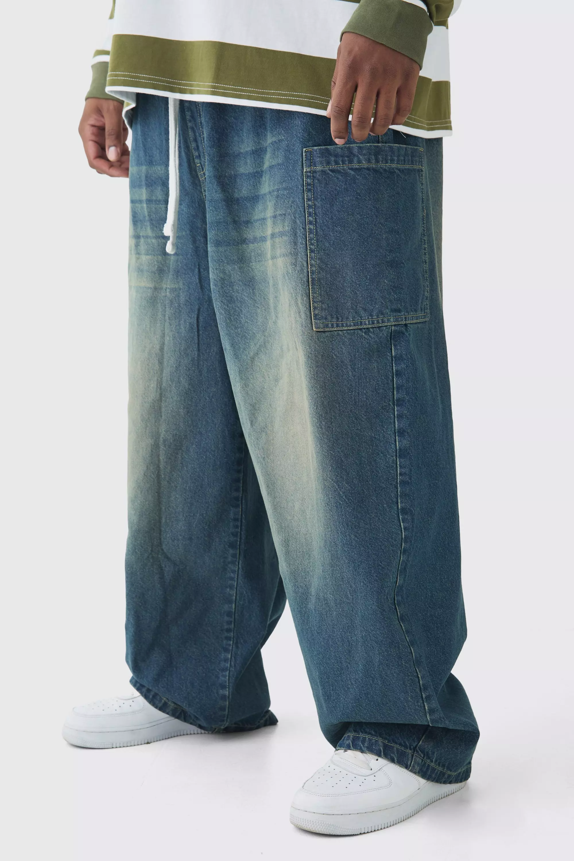 Mid wash Plus Cargo Pocket Skate Jeans alternative image